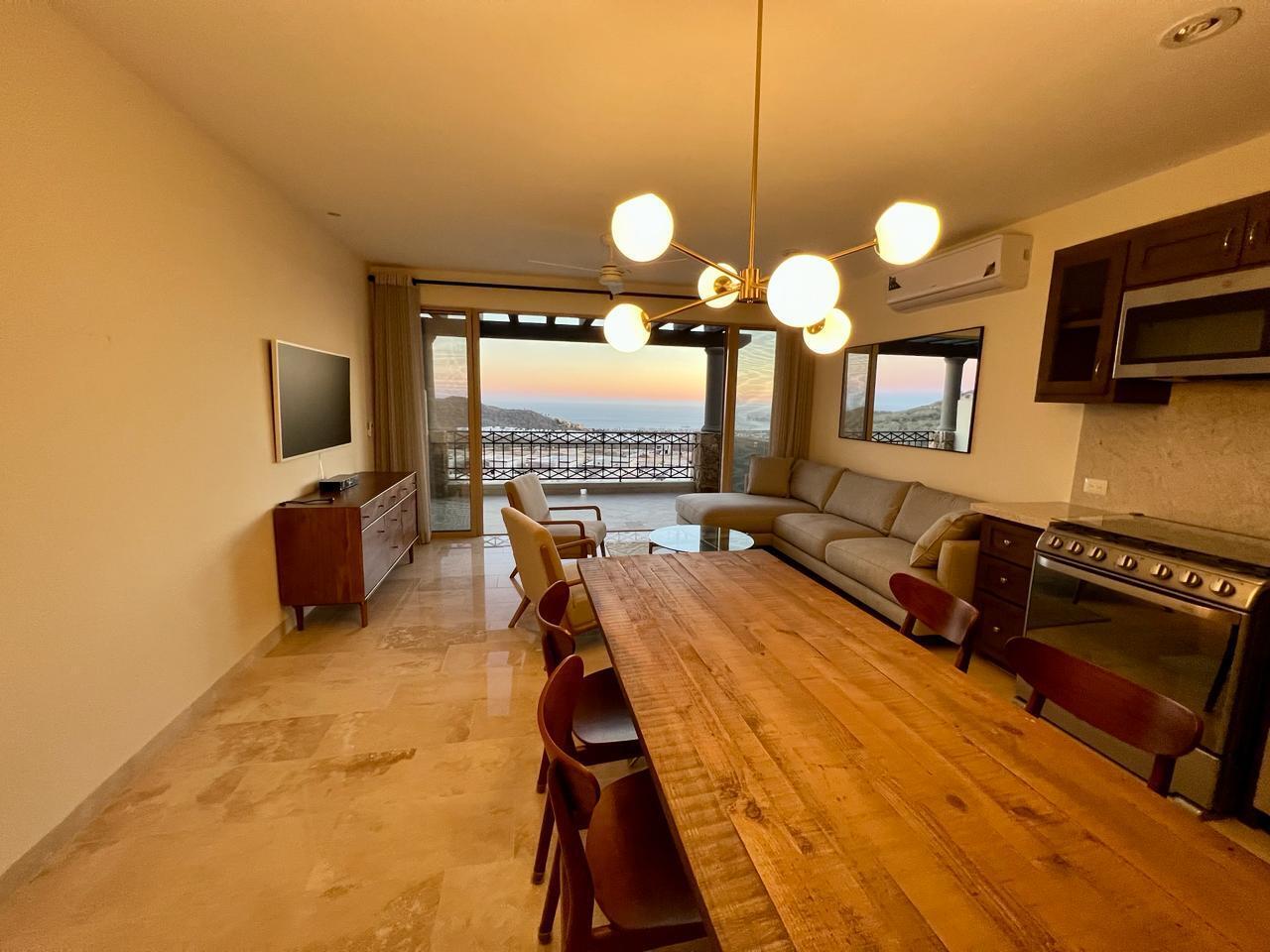 Penthouse 642 Ventanas 3B