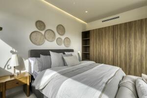Solesta Luxury Residence 9C