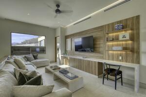 Solesta Luxury Residence 9C