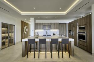 Solesta Luxury Residence 9C
