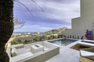 Solesta Luxury Residence 9C