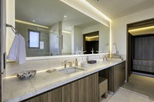 Solesta Luxury Residence 9C