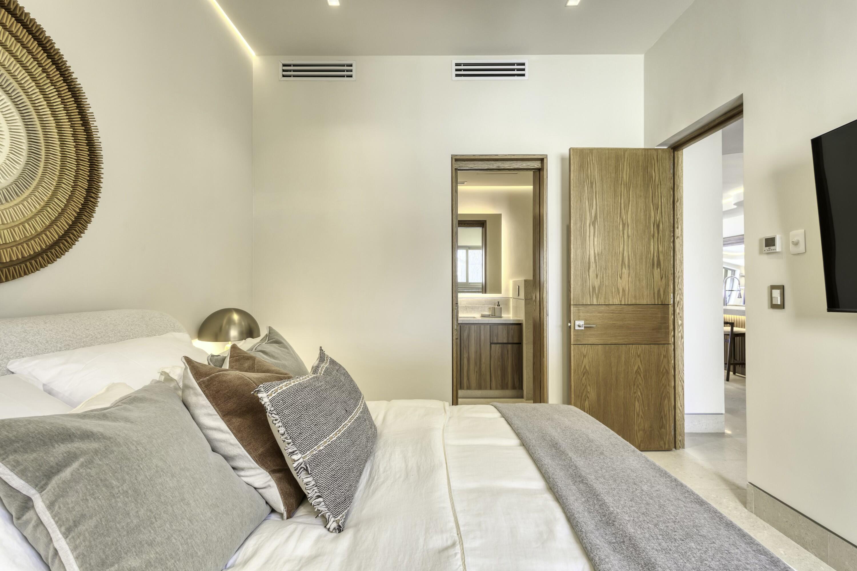 Solesta Luxury Residence 1F