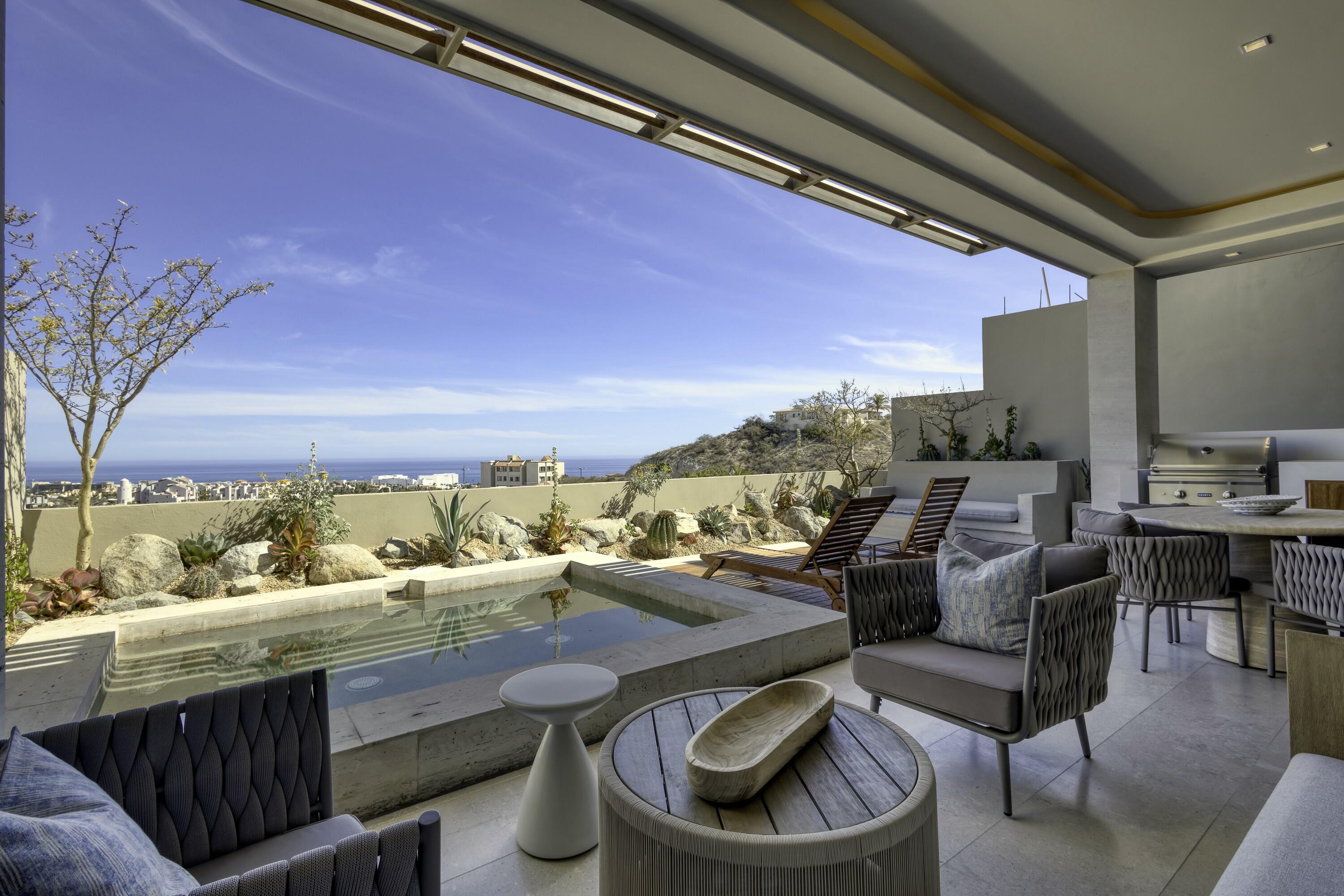 Solesta Luxury Residence 1F