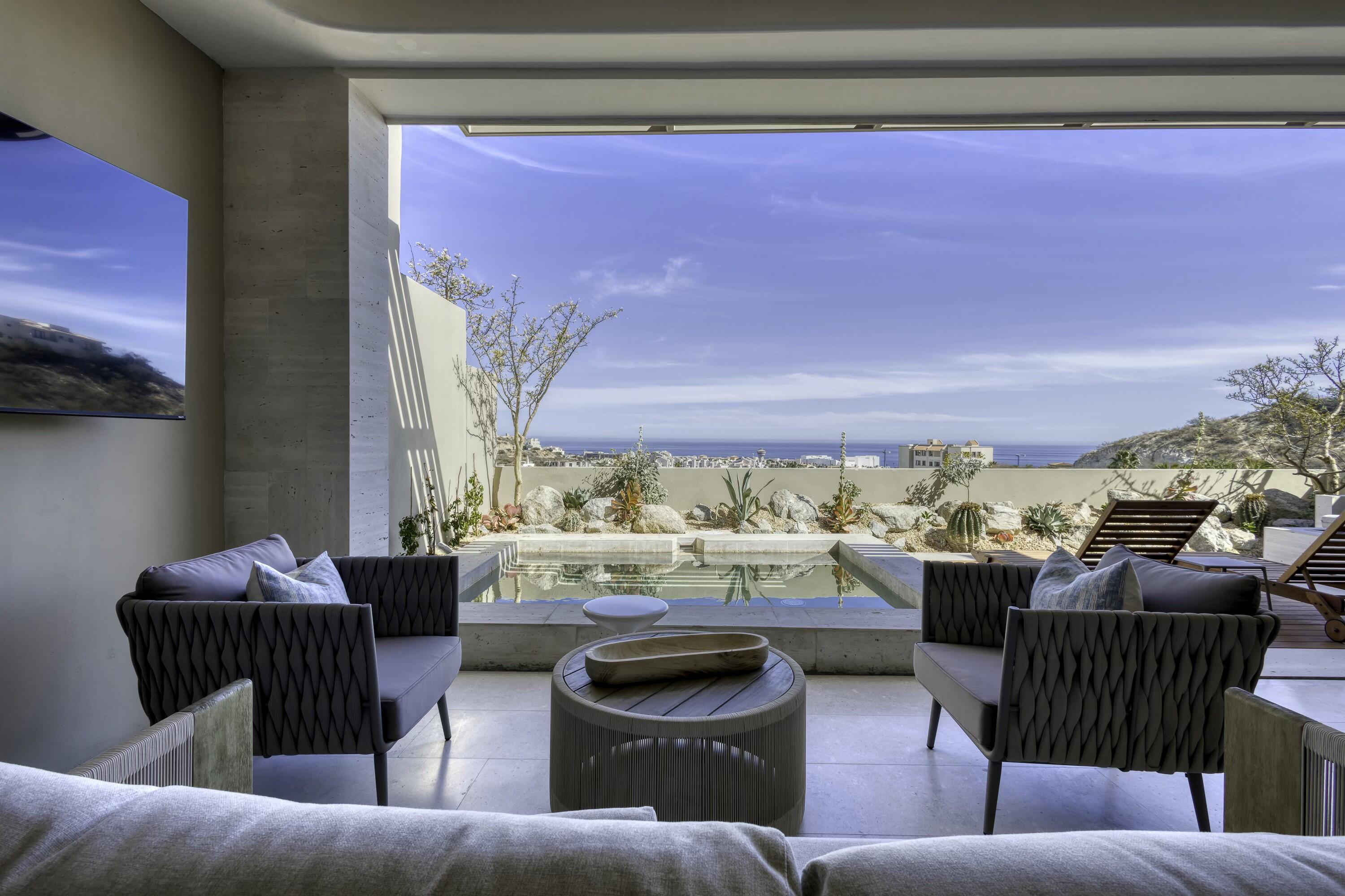 Solesta Luxury Residence 1F