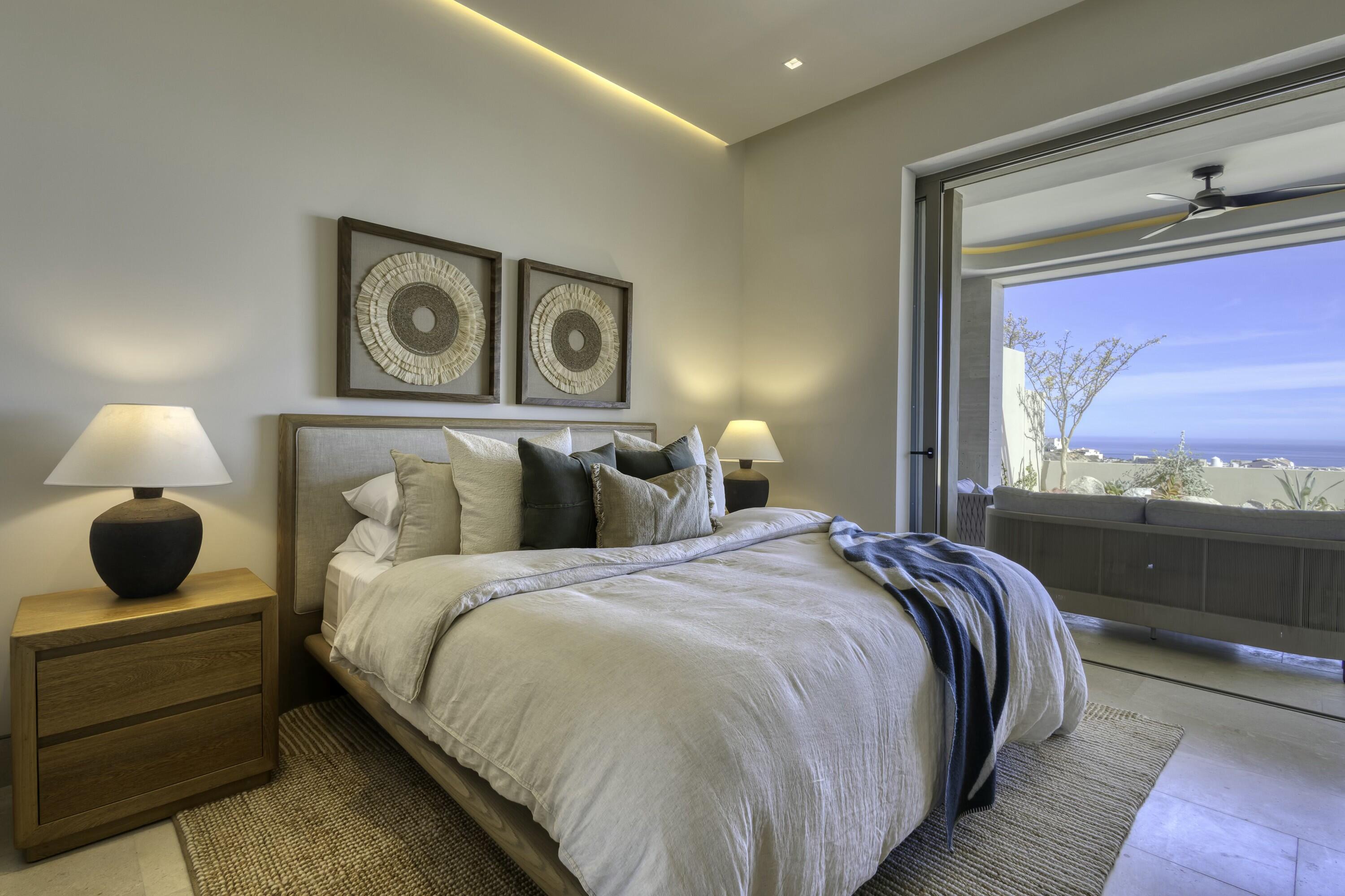 Solesta Luxury Residence 1F