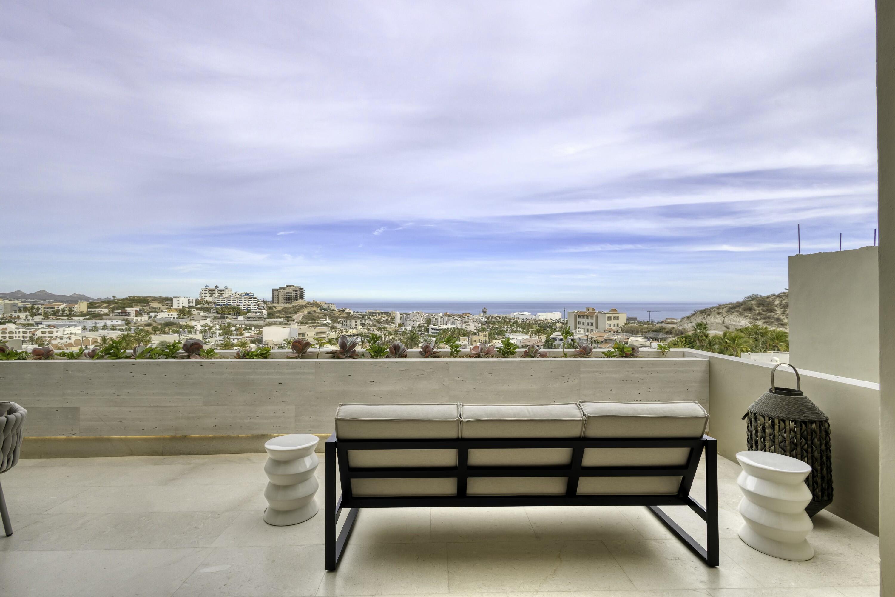 Solesta Luxury Residence 2F