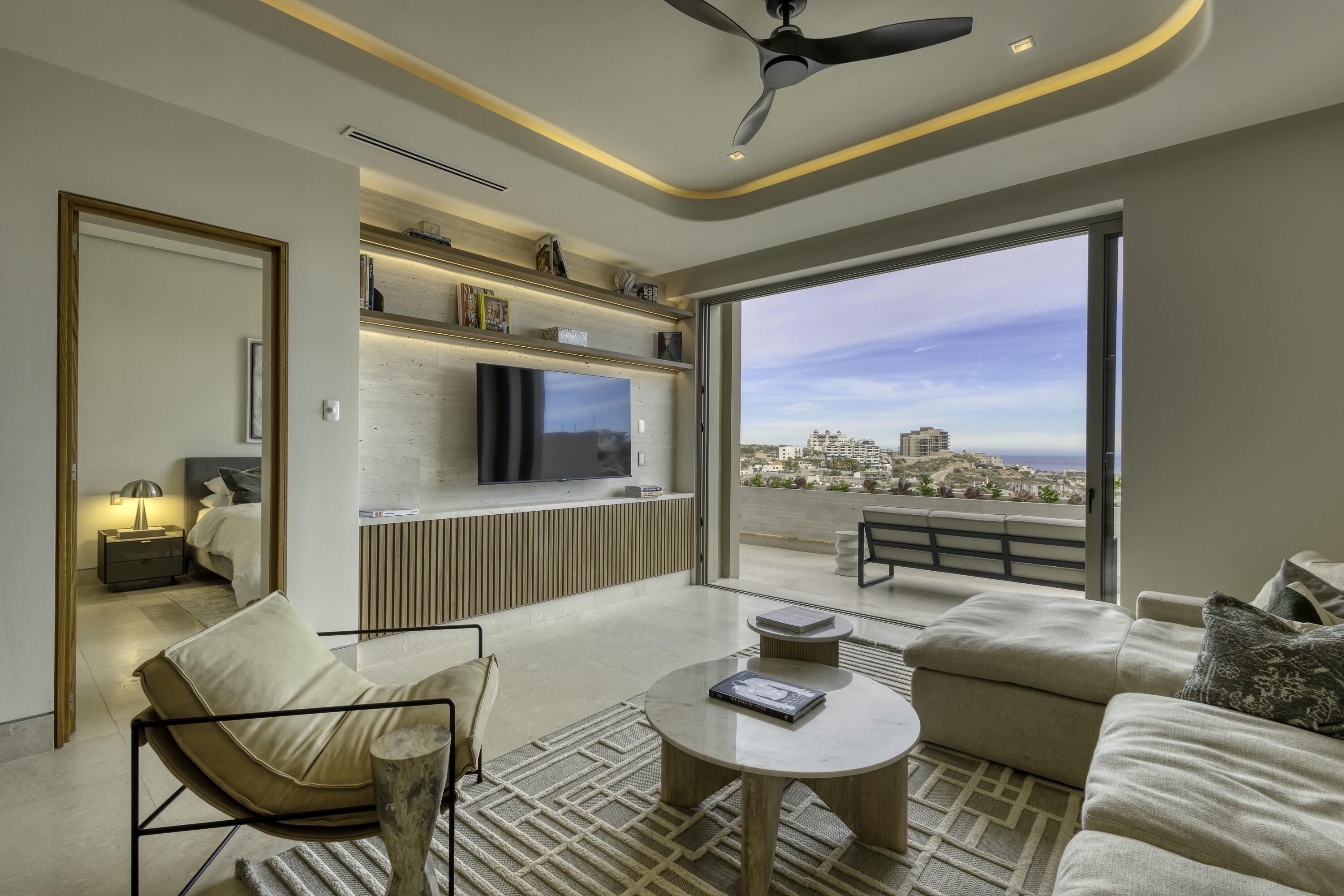 Solesta Luxury Residence 2F