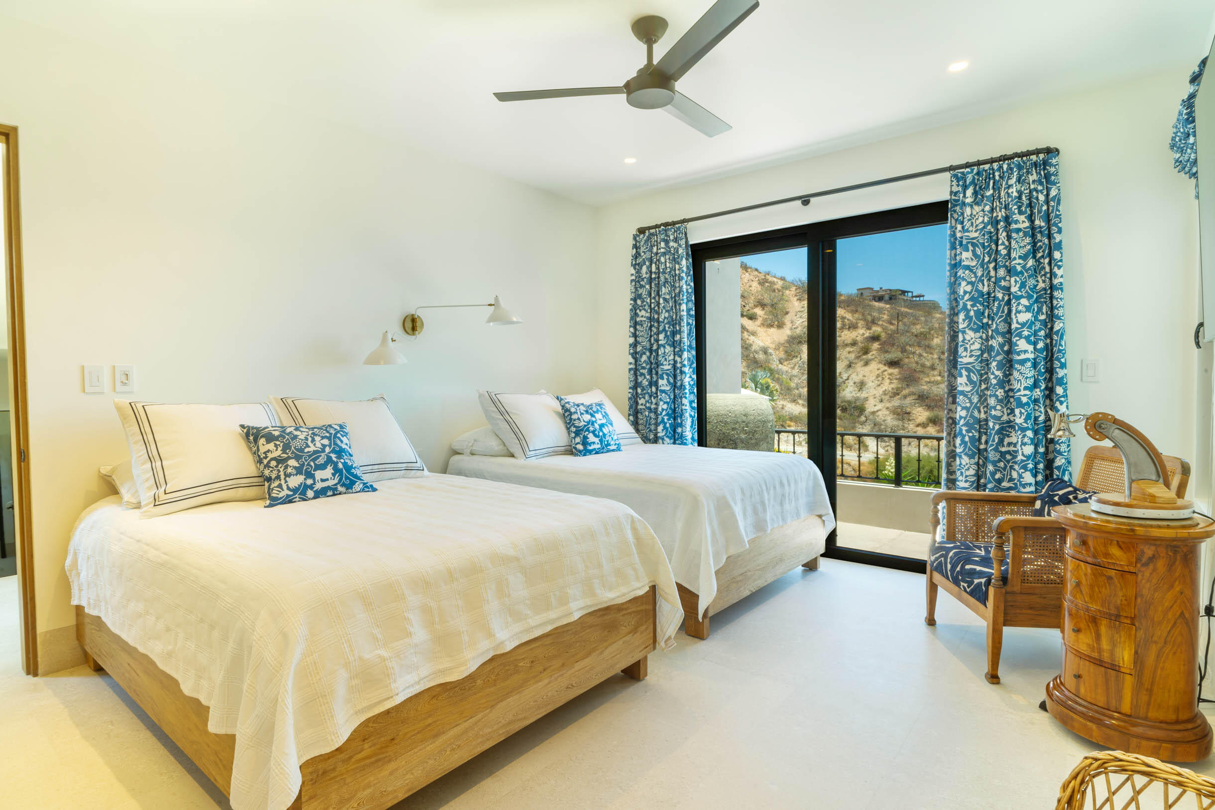 Casa Vista Azul