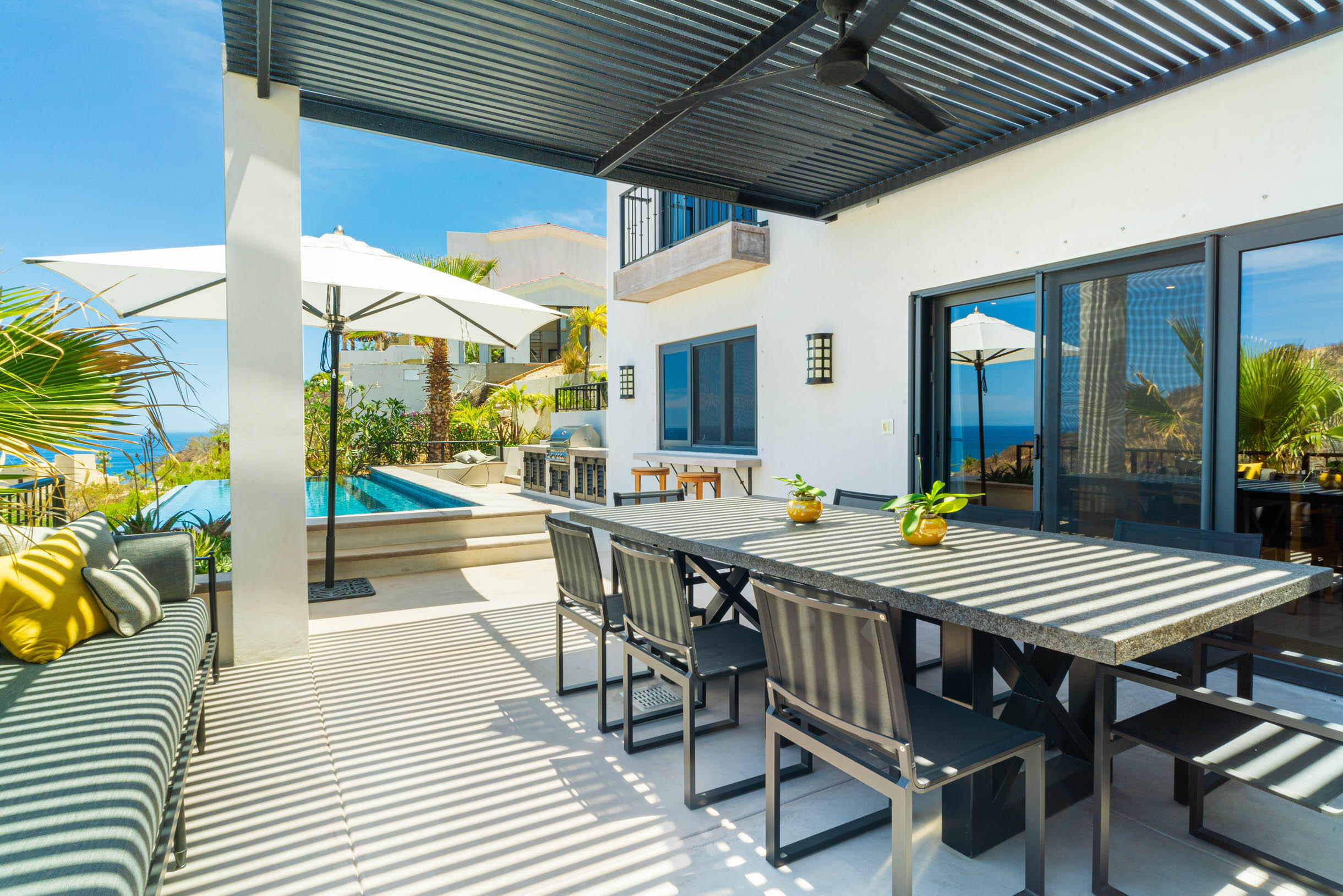 Casa Vista Azul