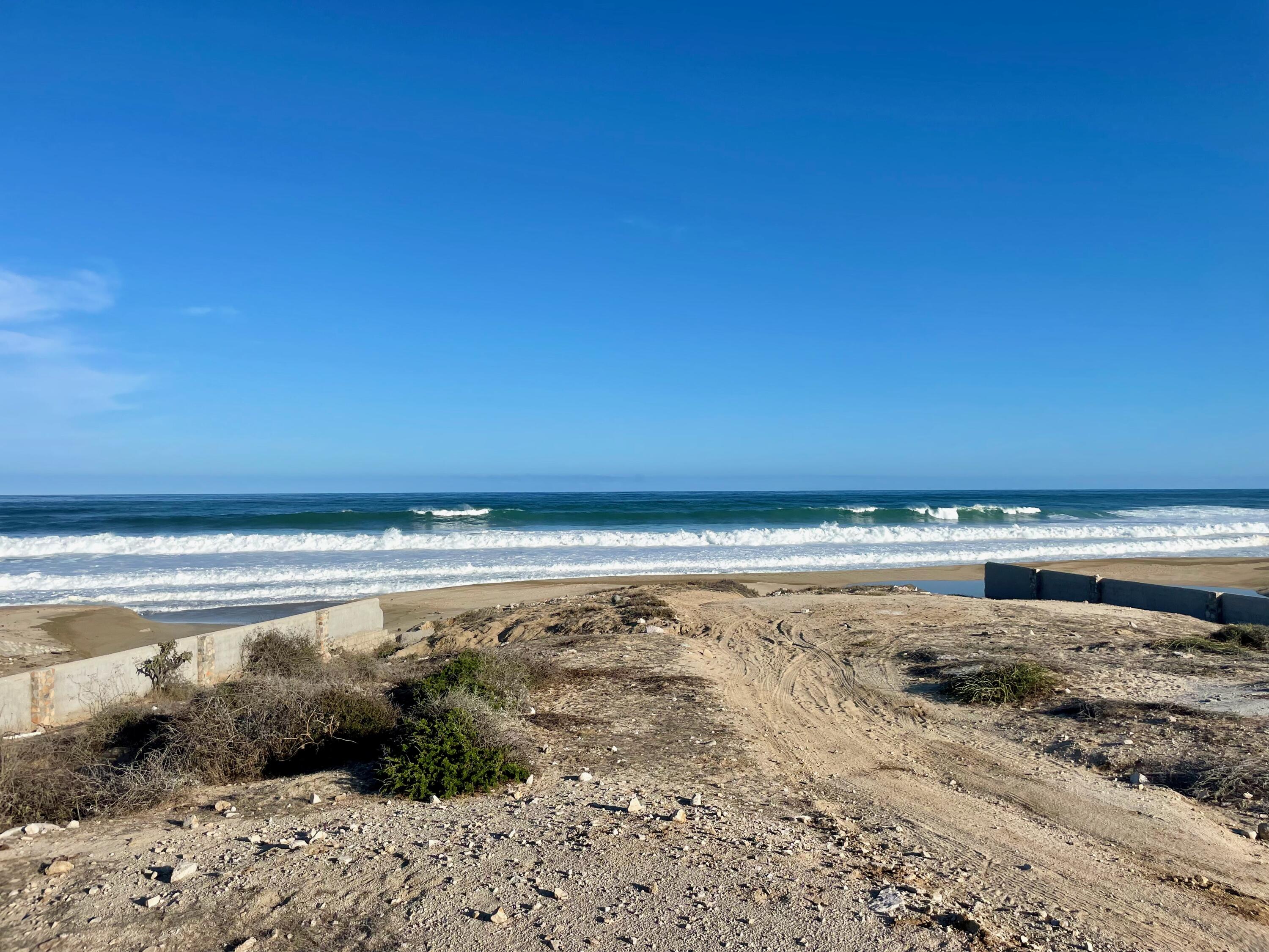Vinorama Beachfront Lot 9