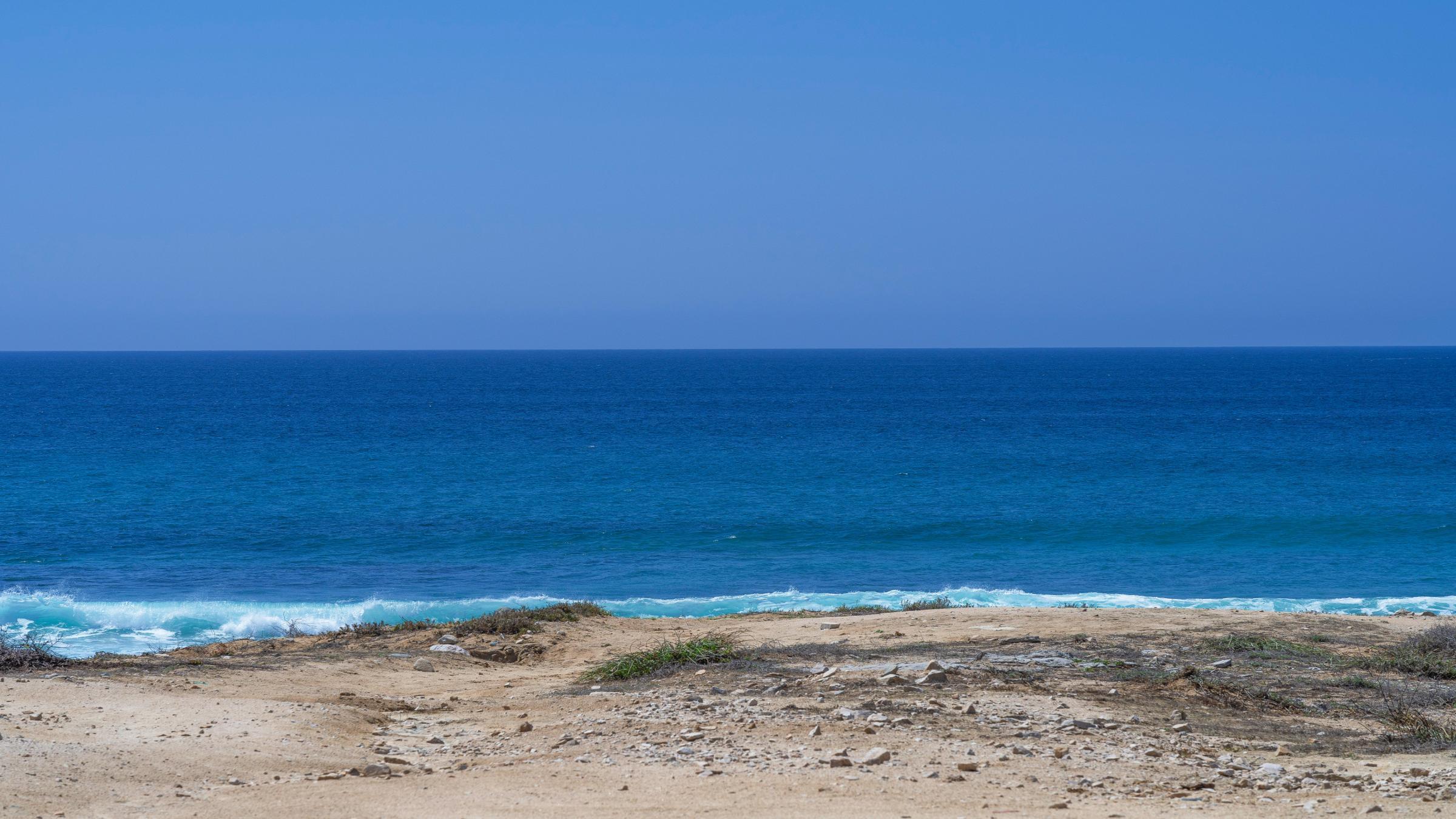 Vinorama Beachfront Lot 9
