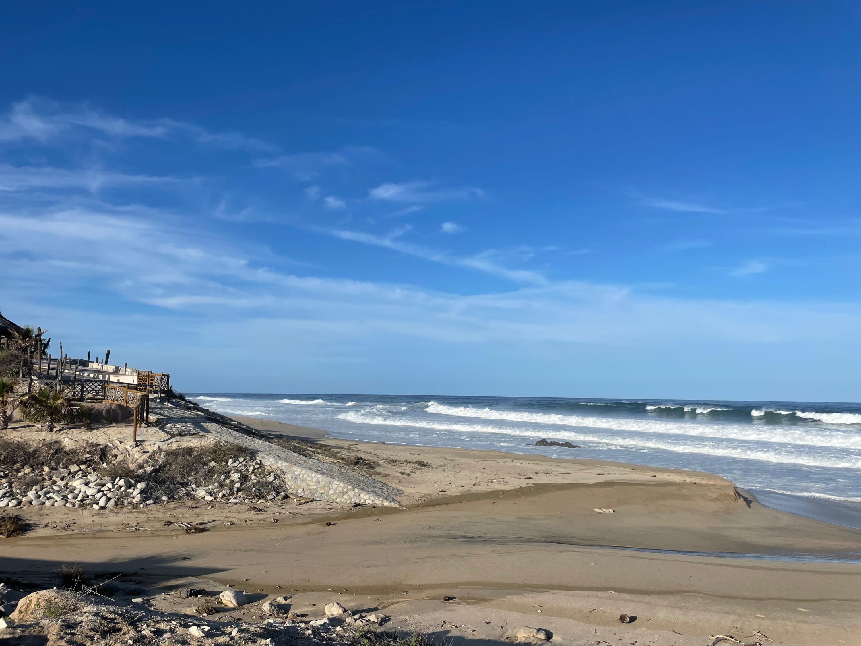 Vinorama Beachfront Lot 9