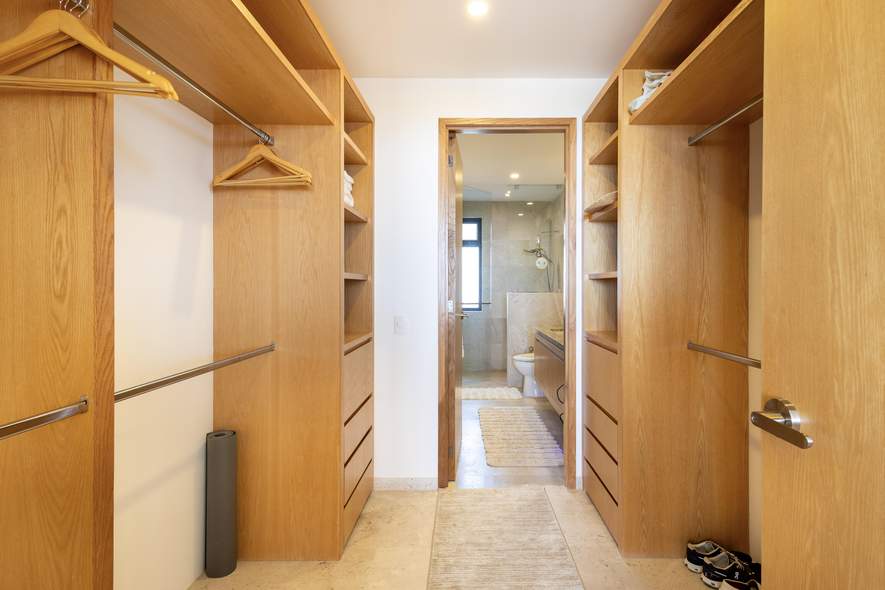 Solaria D102