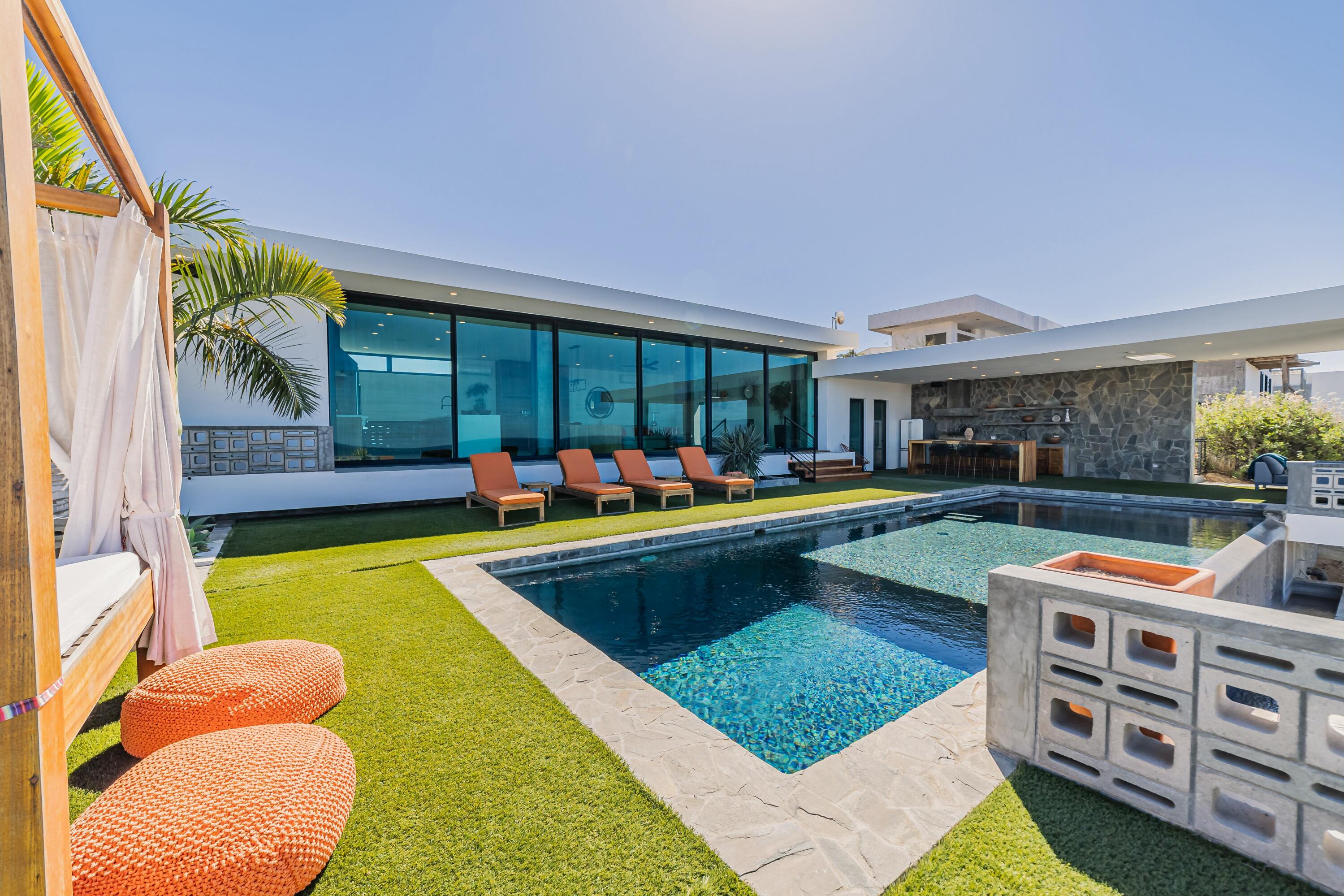 Villa Voladizo