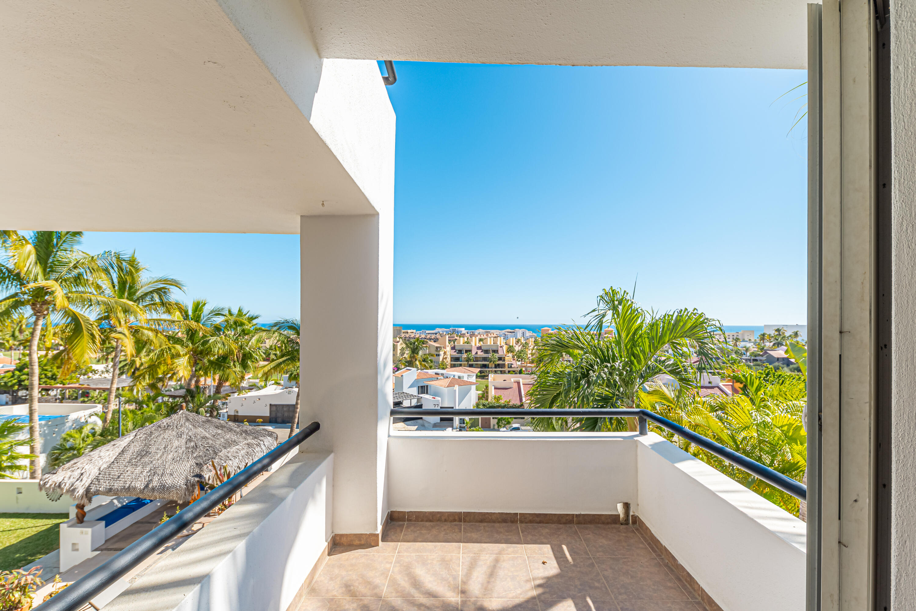 Casa 80 Paseo Finisterra