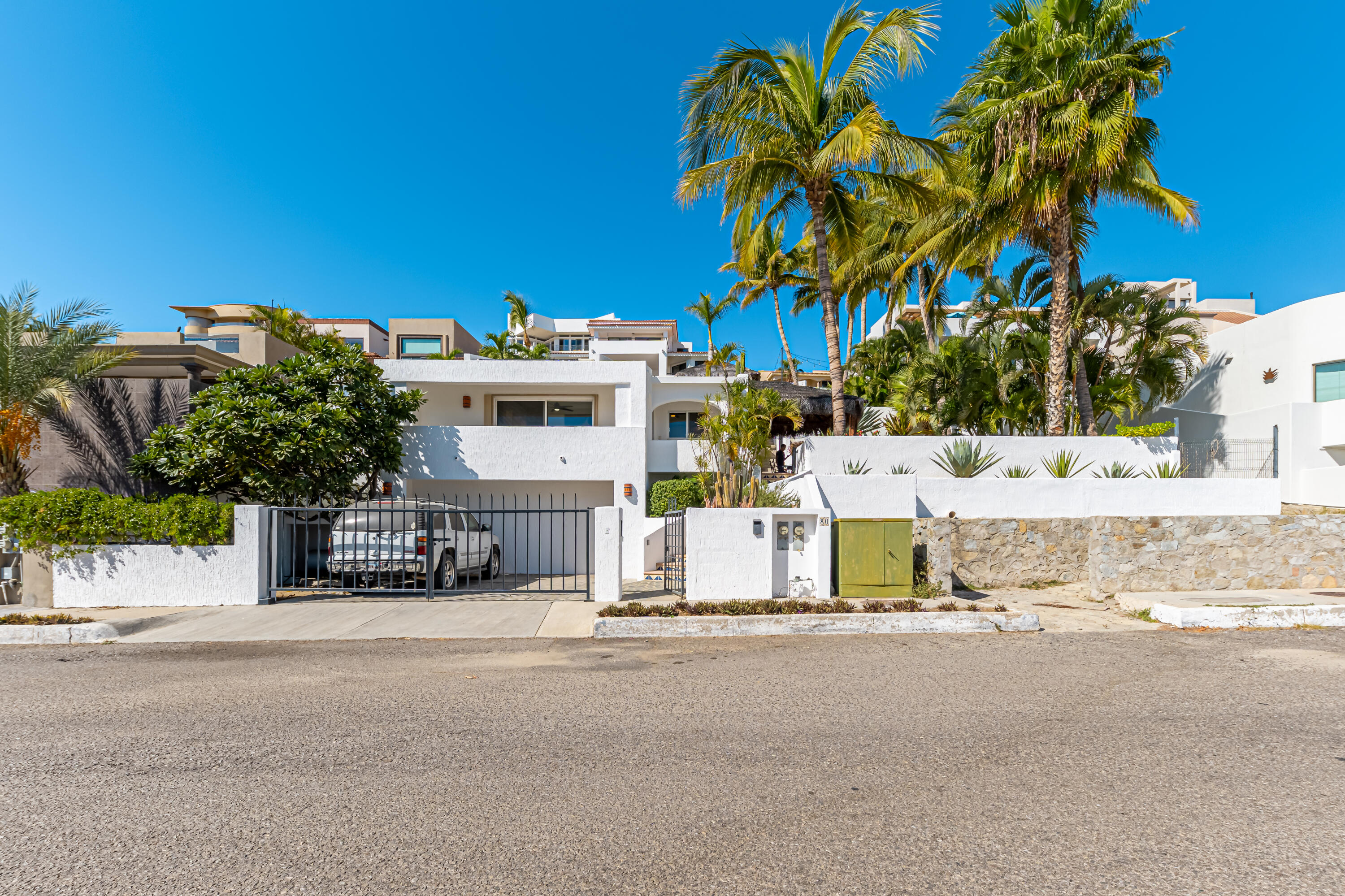 Casa 80 Paseo Finisterra