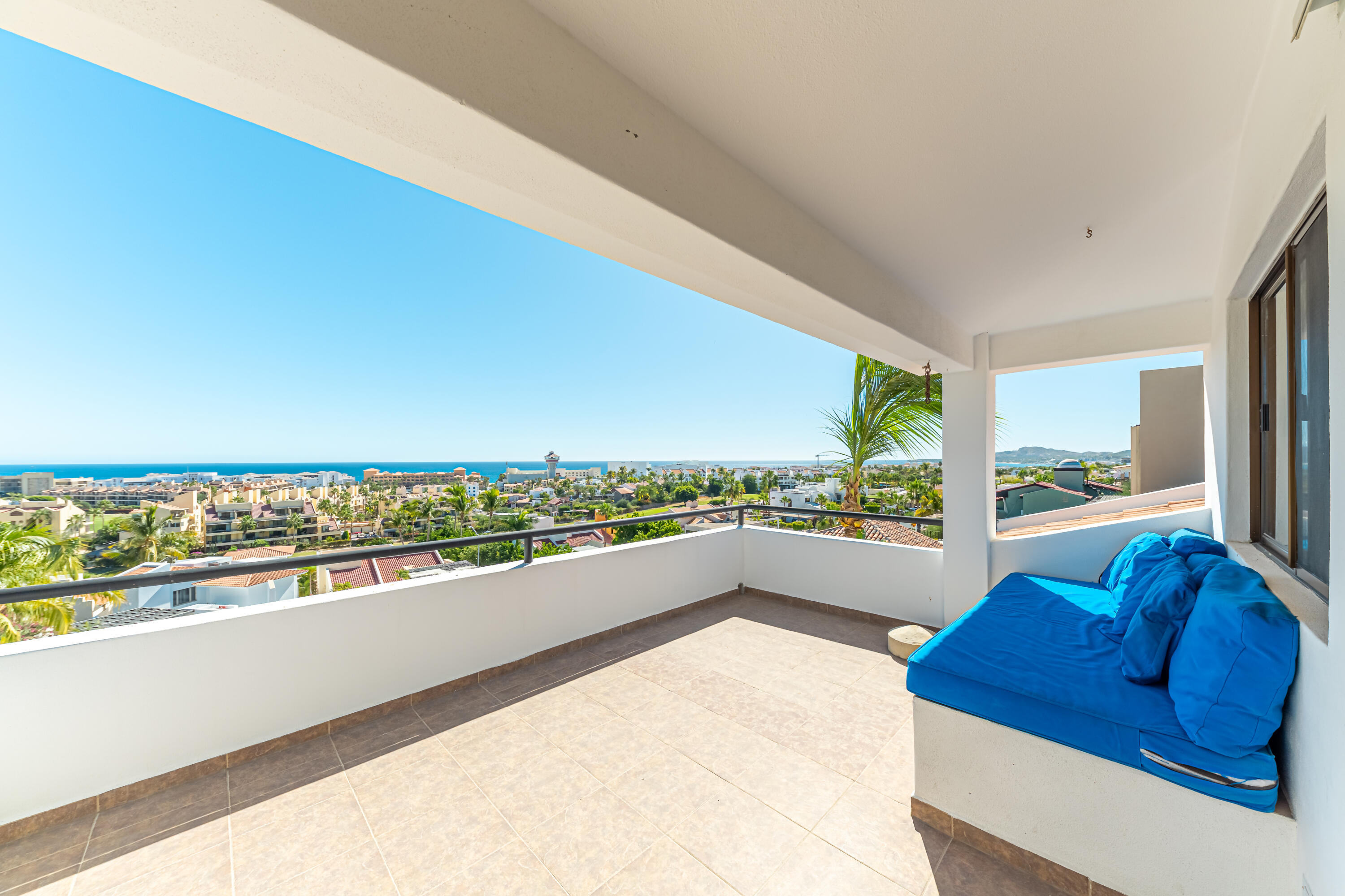 Casa 80 Paseo Finisterra
