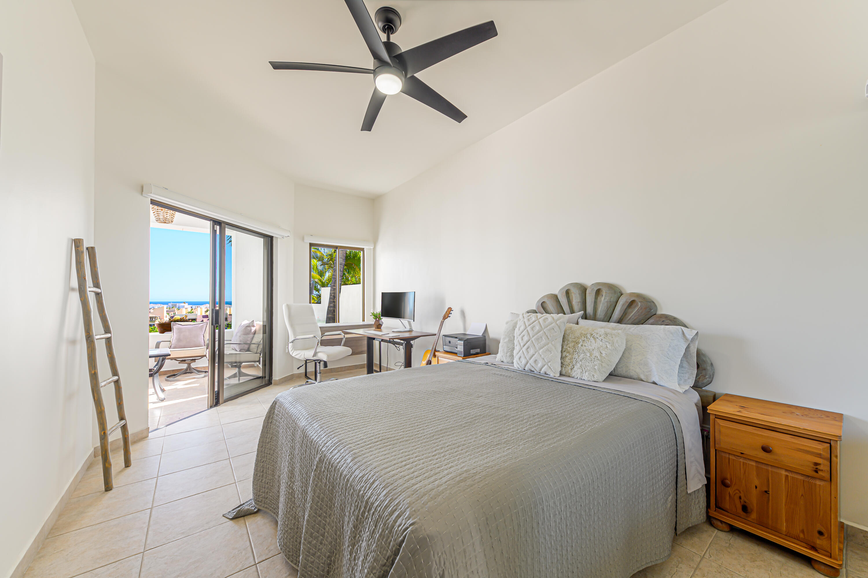 Casa 80 Paseo Finisterra
