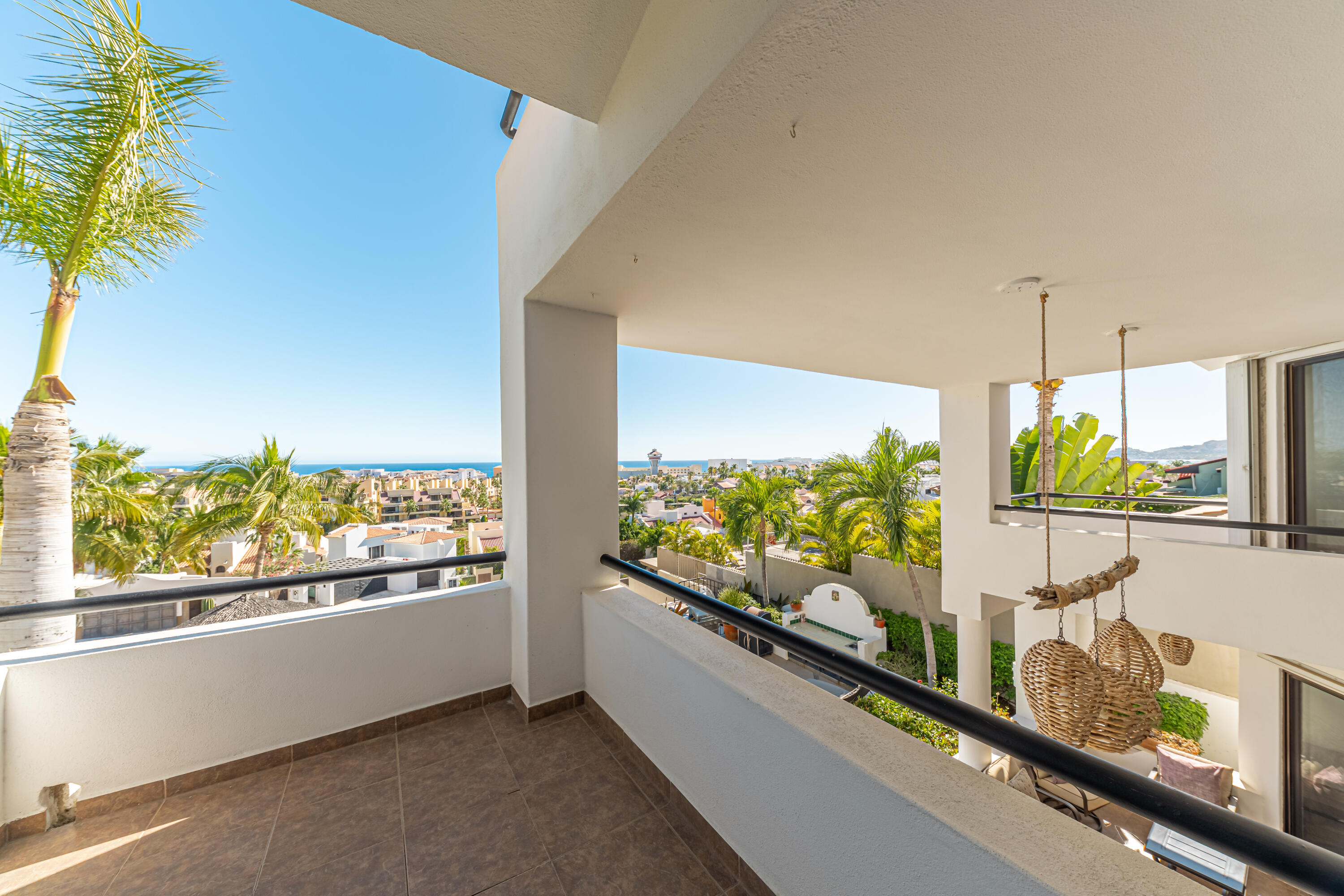 Casa 80 Paseo Finisterra