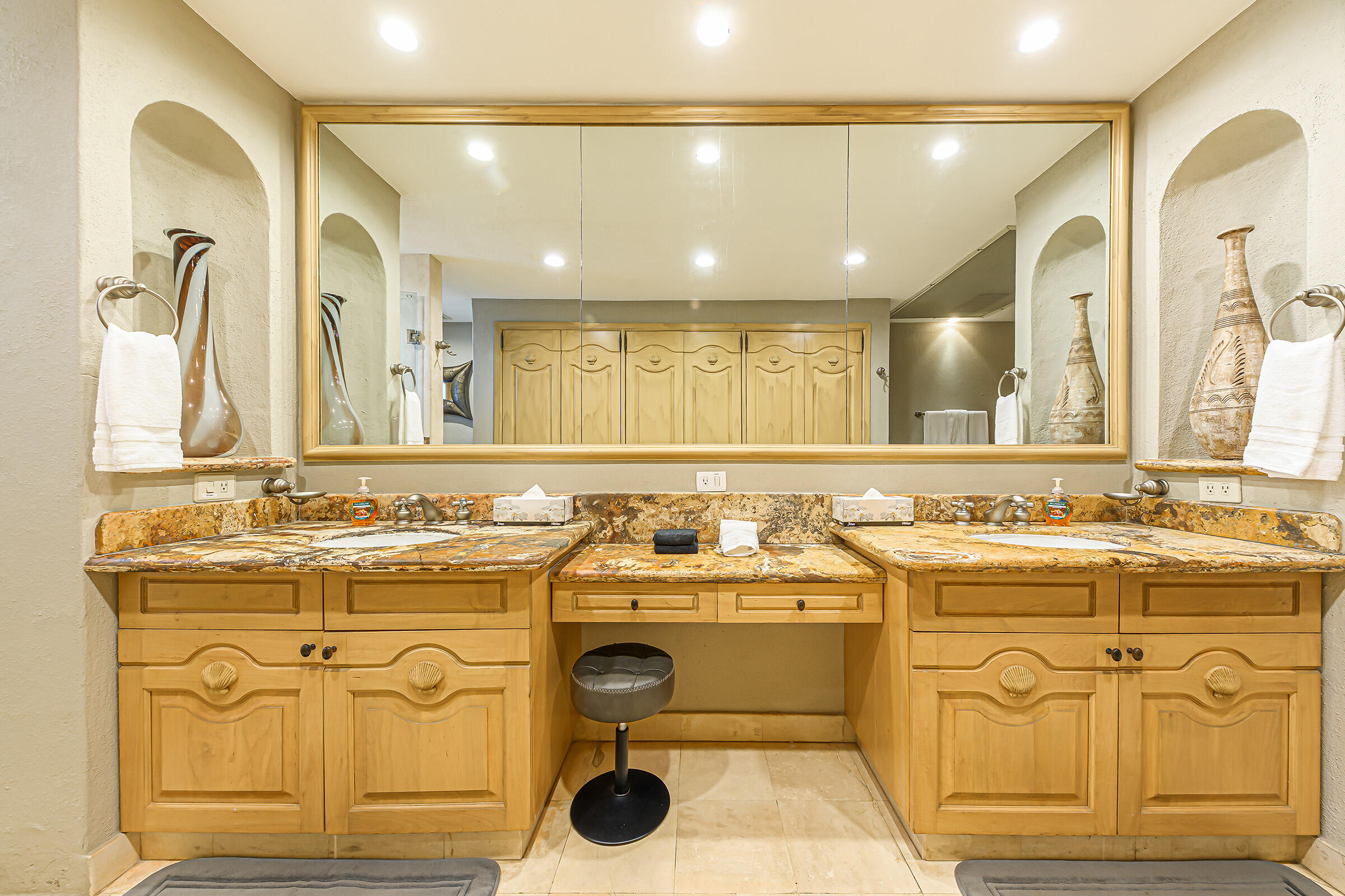 K.M. 5 Camino Viejo a San Jose, Villa La Estancia