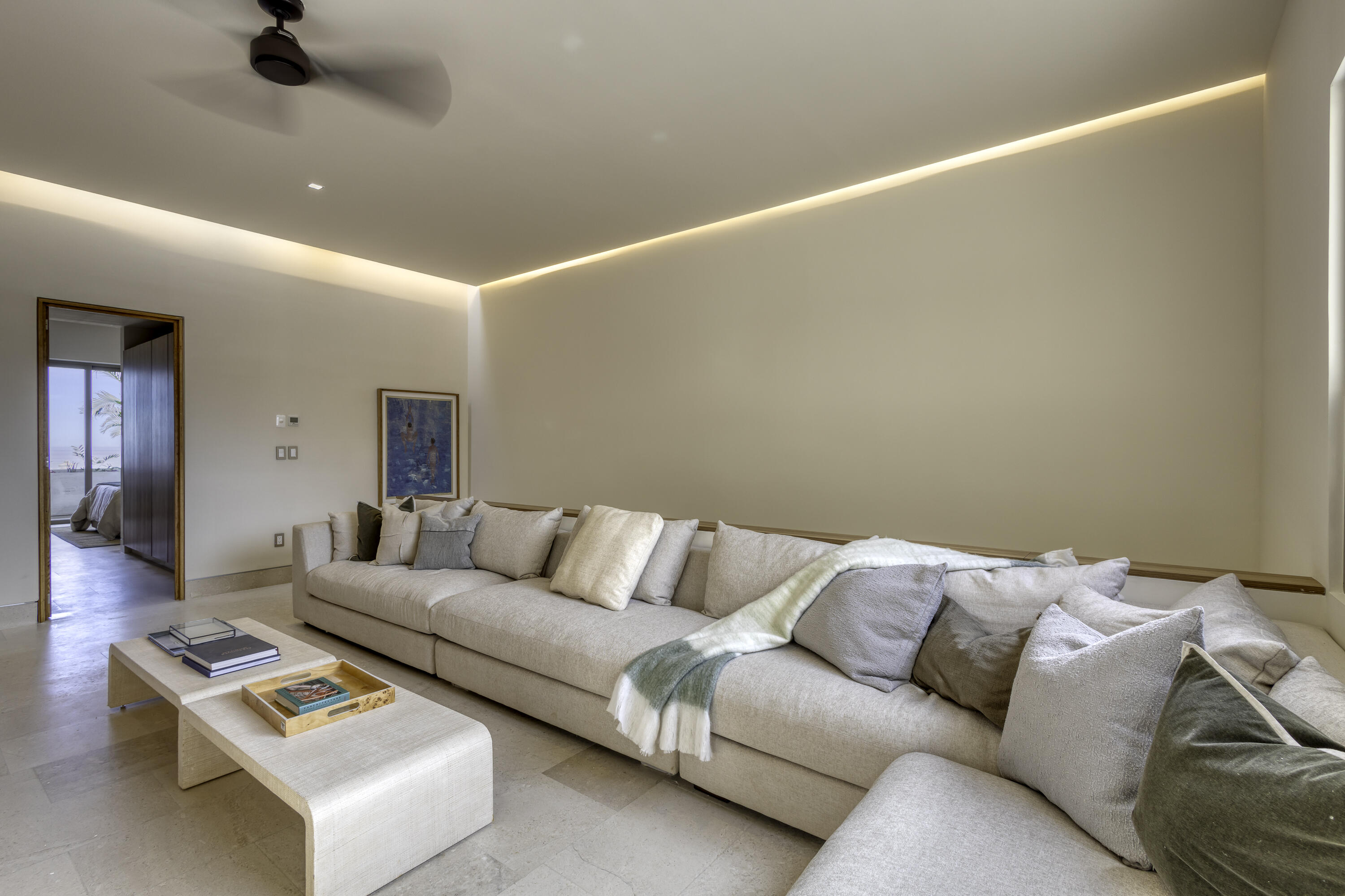 Solesta Luxury Residence 22F