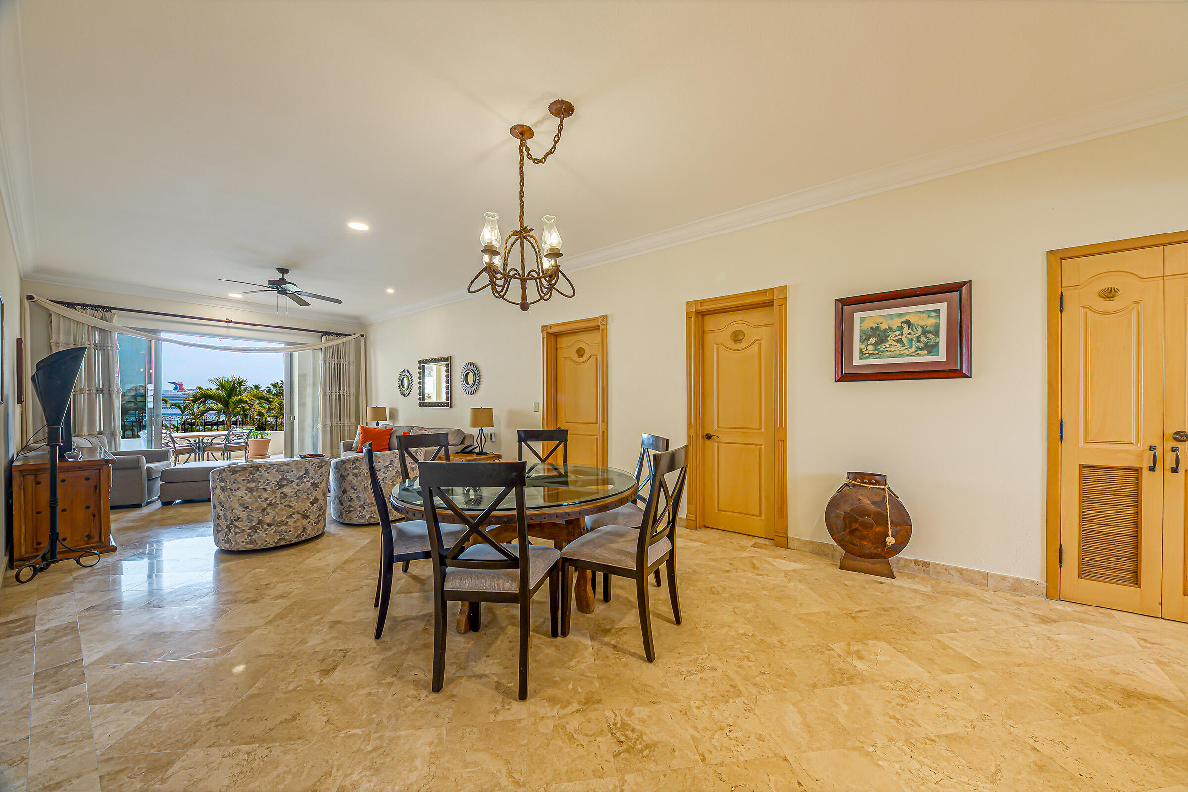 Villa La Estancia 2301
