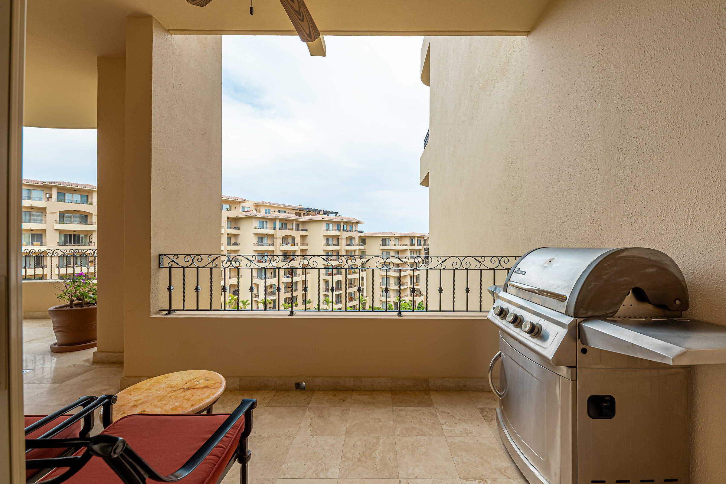 Villa La Estancia 3608-1