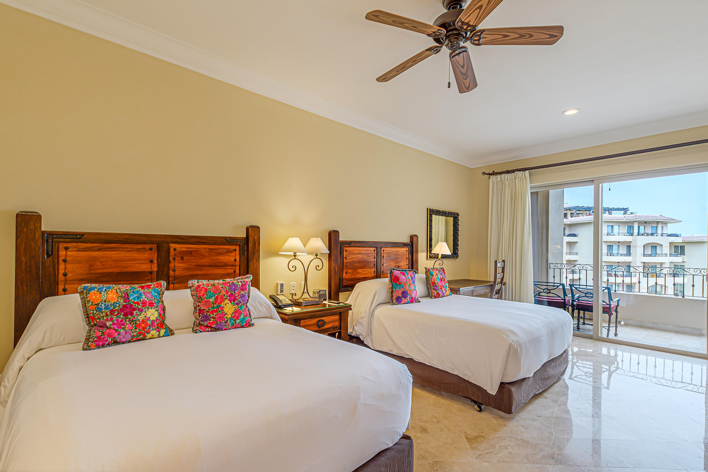 Villa La Estancia 3608-1