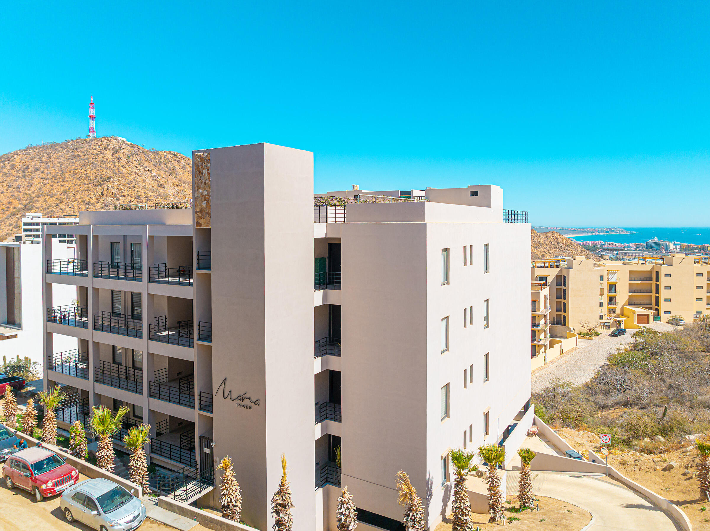 Maria Condo 103