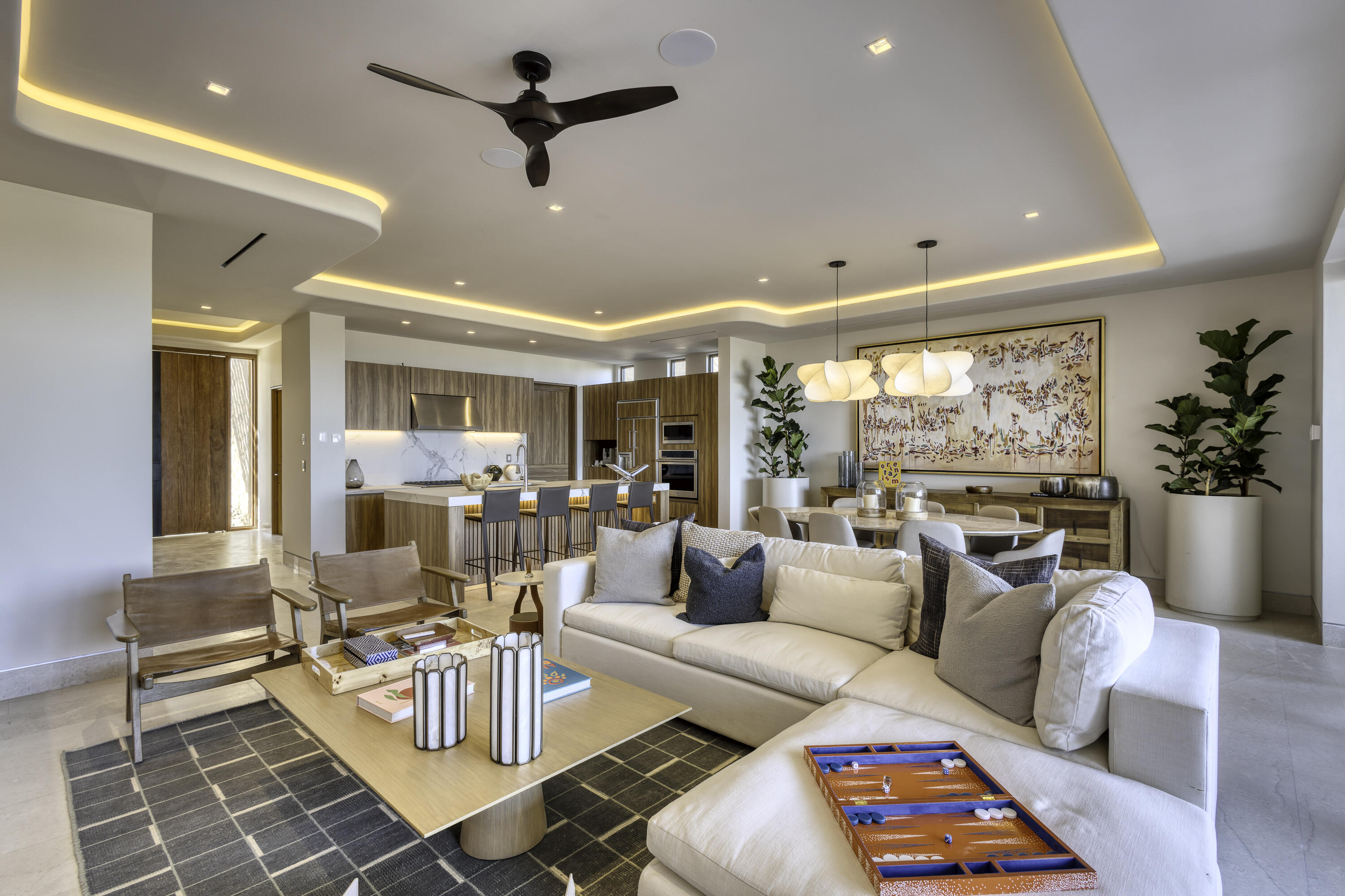 Solesta Luxury Residence 24F