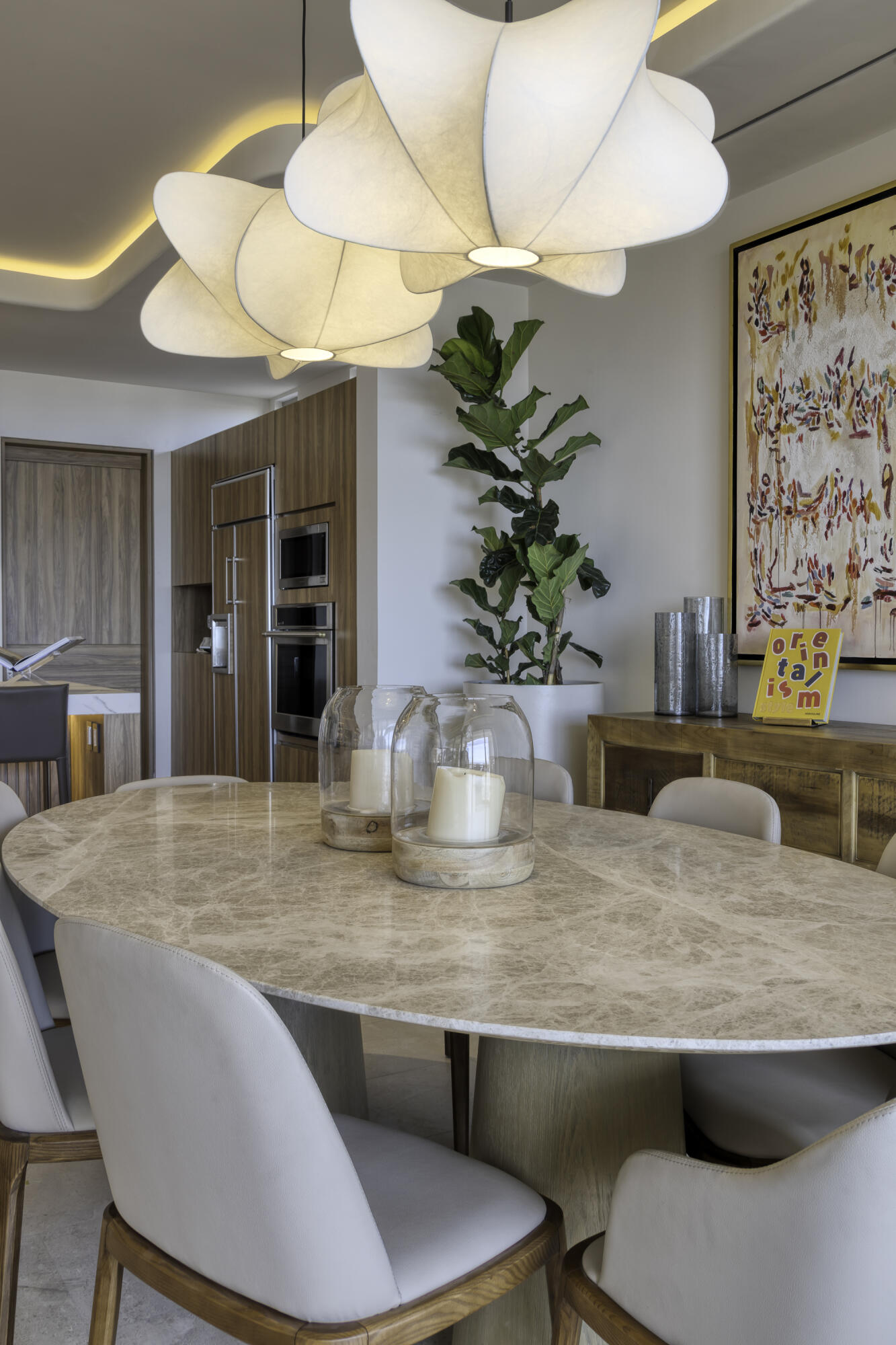 Solesta Luxury Residence 23F