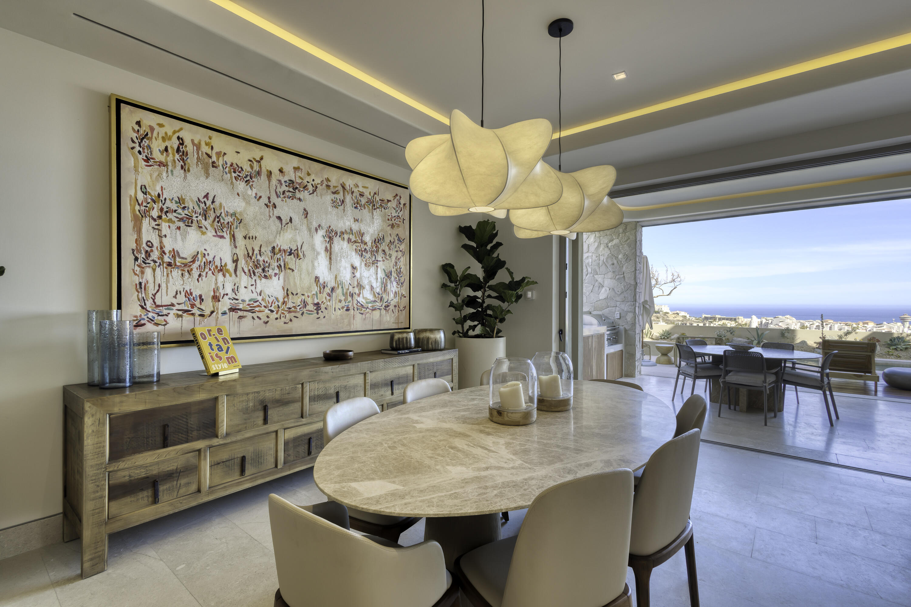 Solesta Luxury Residence 24F