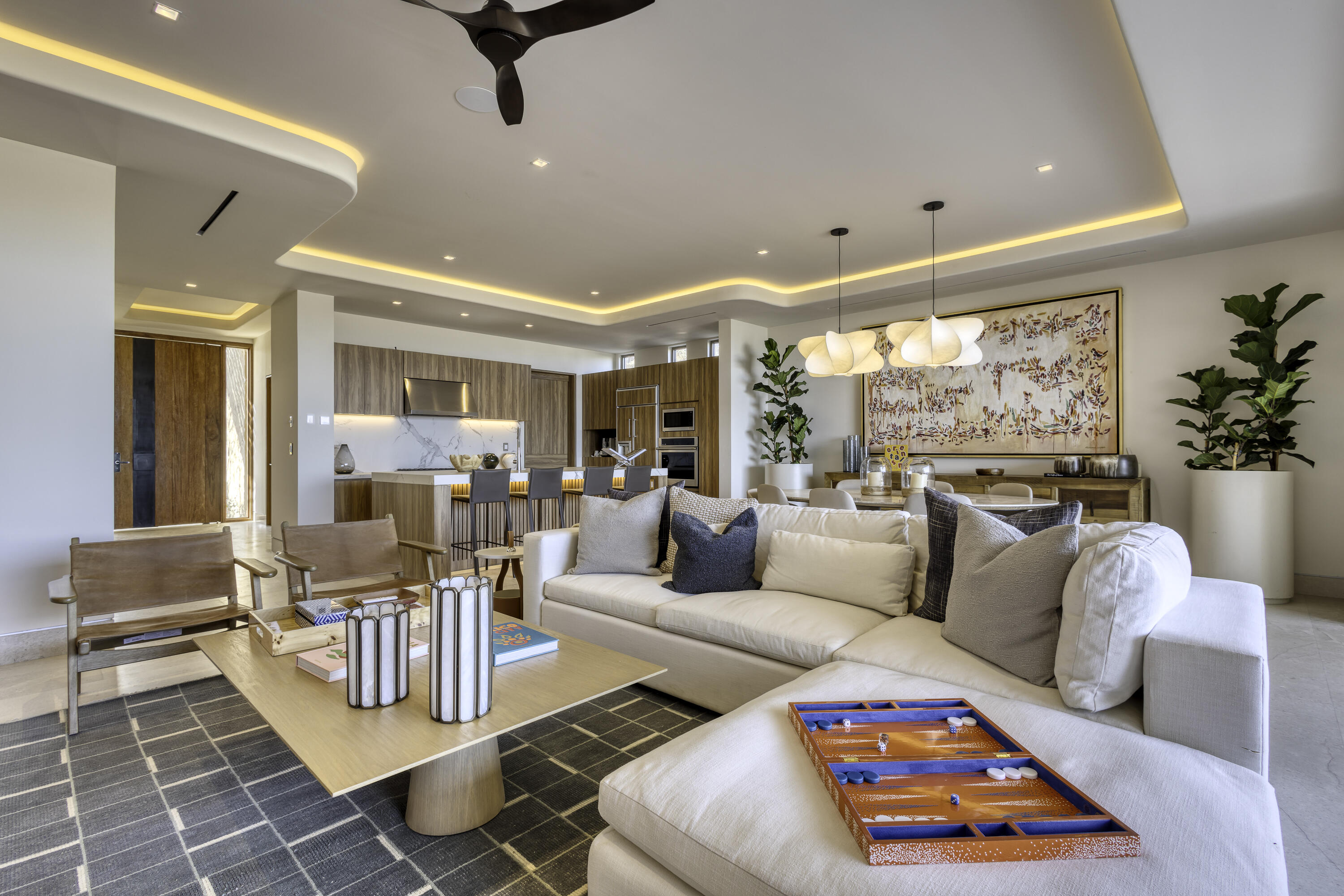 Solesta Luxury Residence 24F