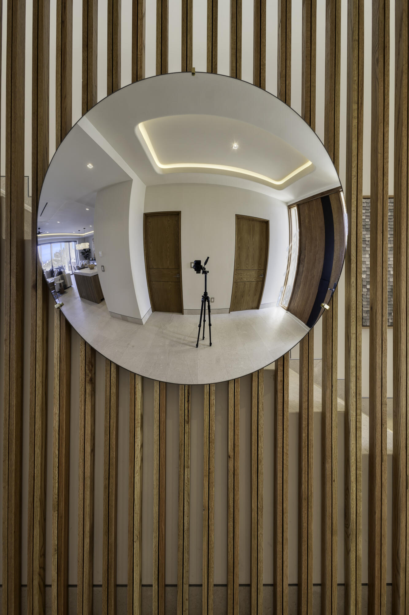Solesta Luxury Residence 23F