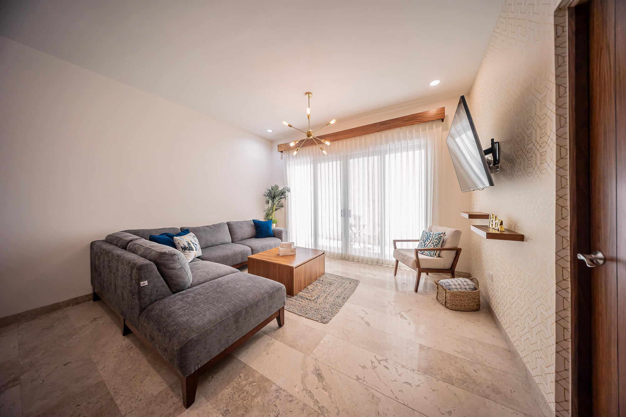 3430 Rangel, Residencial Costa Azul