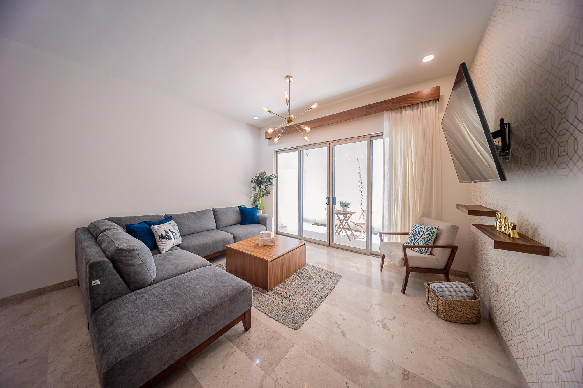 3430 Rangel, Residencial Costa Azul