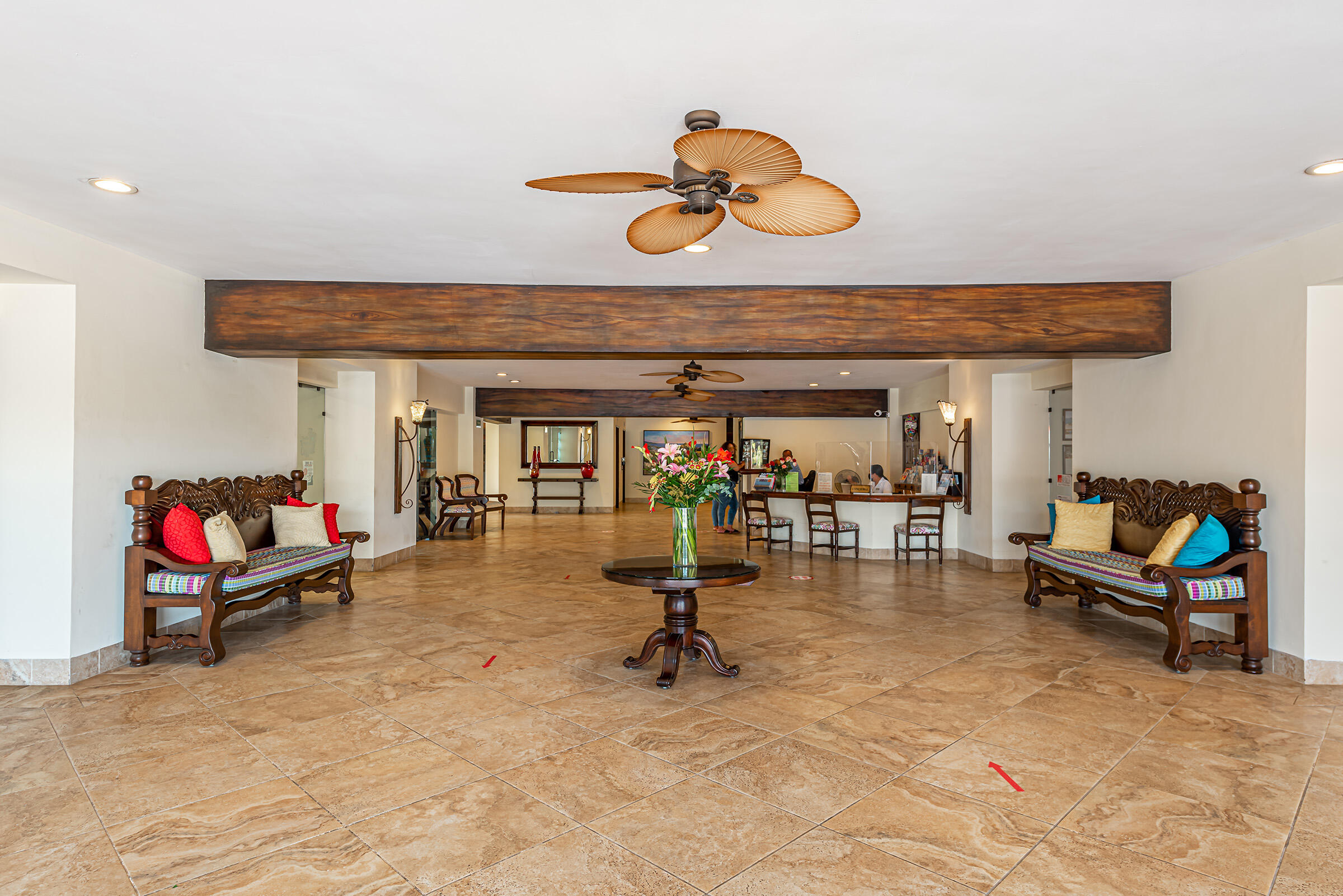 P.º De La Marina, Marina Sol