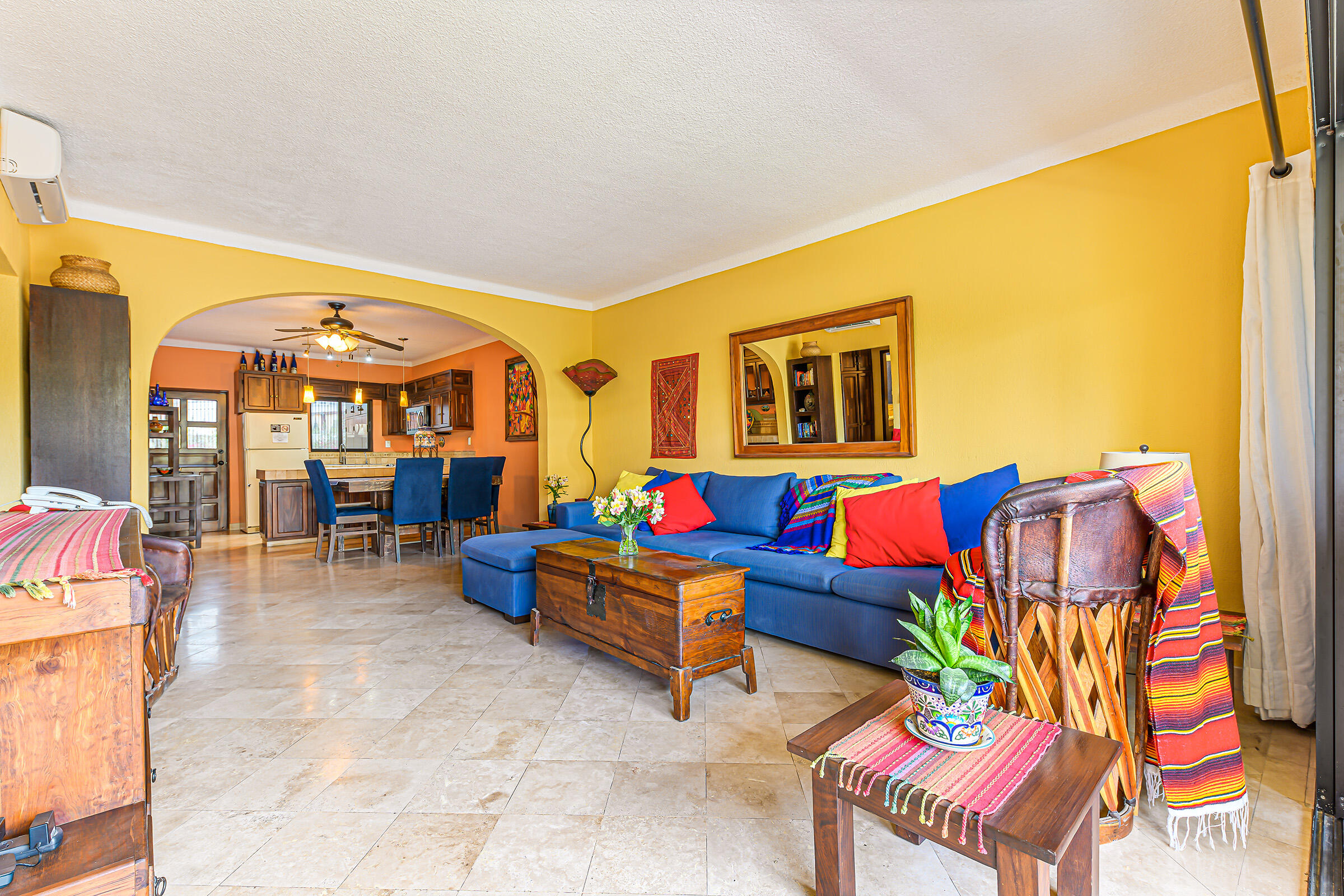 P.º De La Marina, Marina Sol