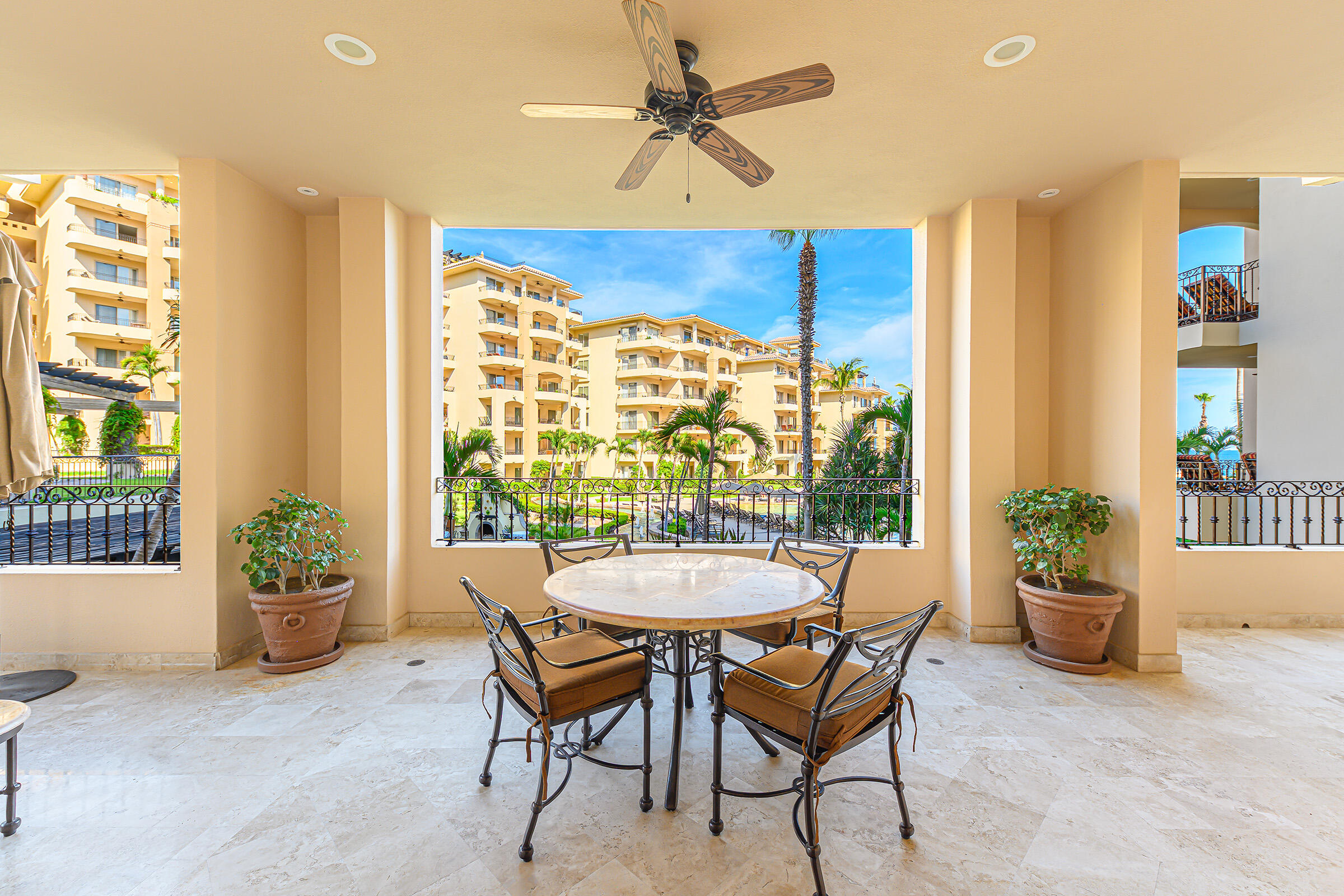 K.M. 0.5 Camino Viejo a San José, Villa La Estancia 3207-4 (1/4