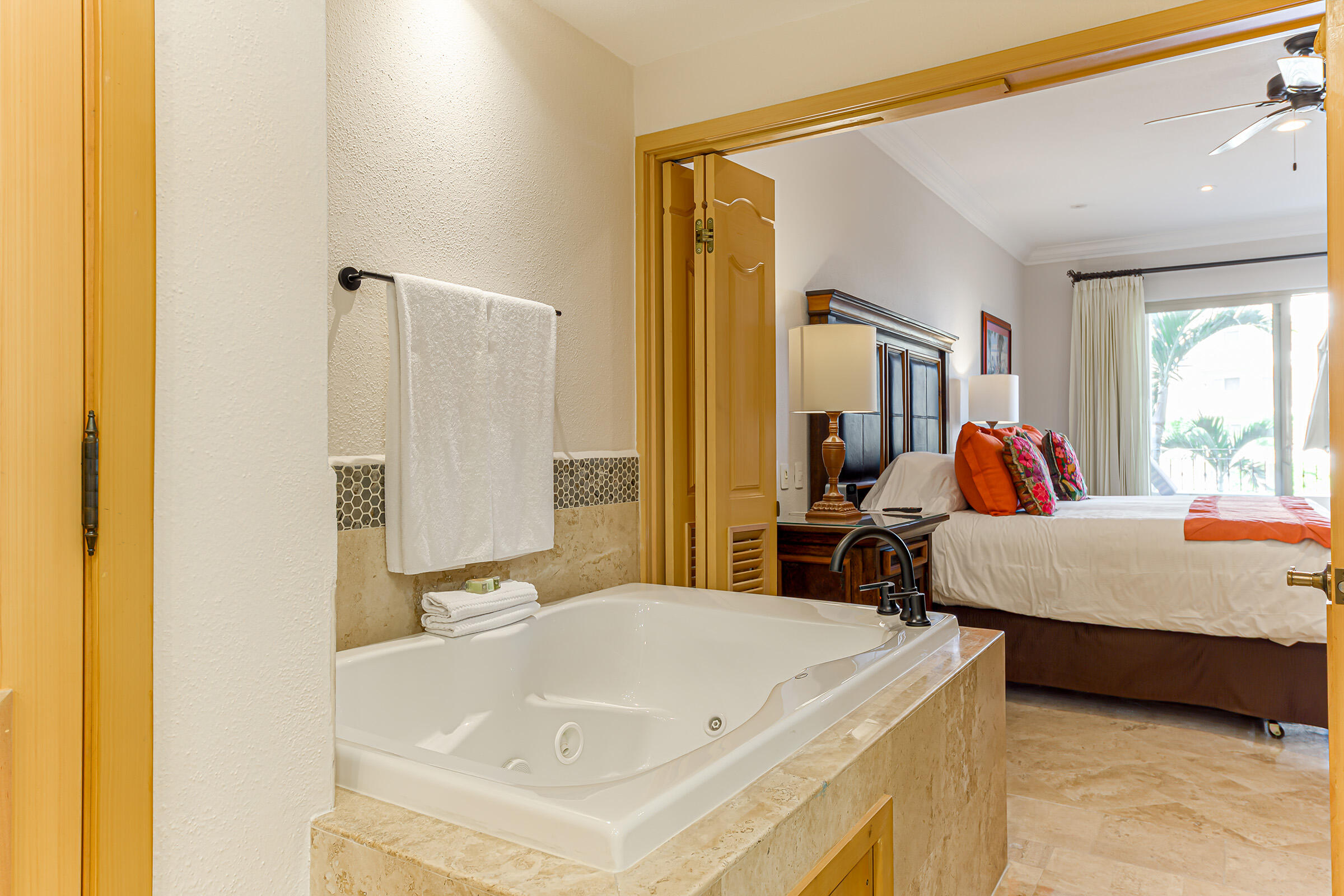 K.M. 0.5 Camino Viejo a San José, Villa La Estancia 3207-4 (1/4