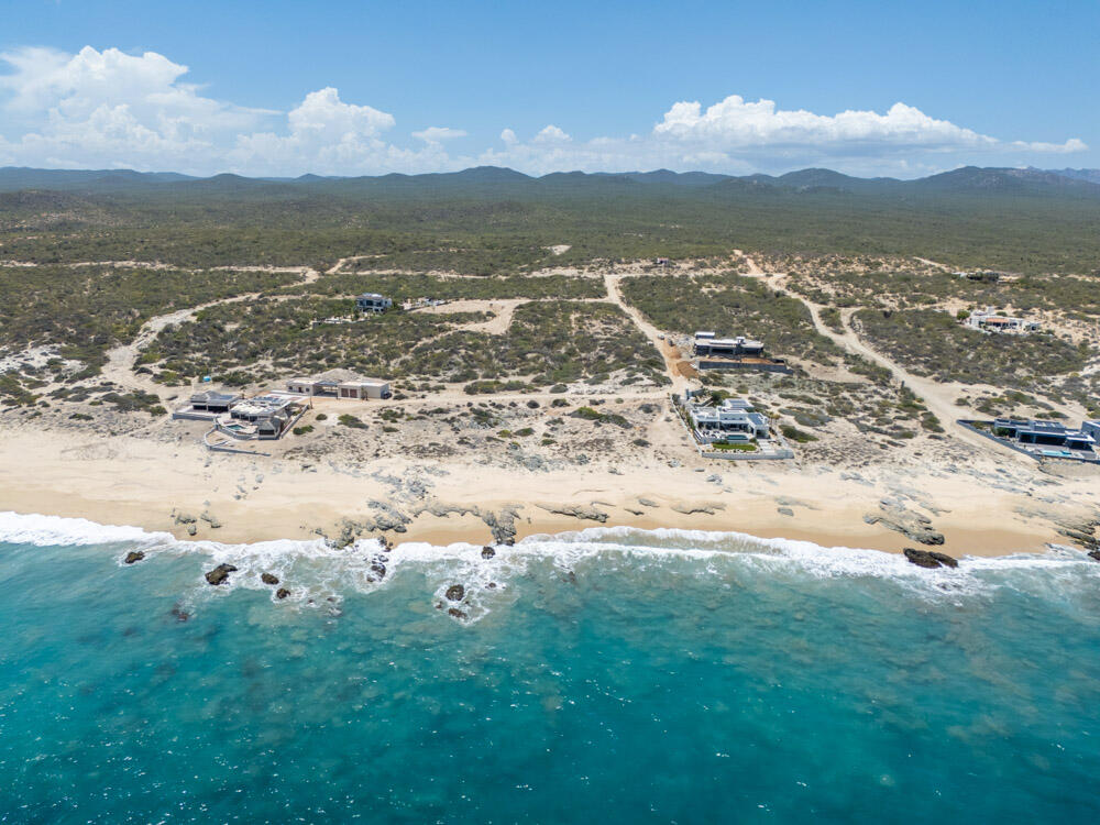 Costa de Oro Beachfront Lot108