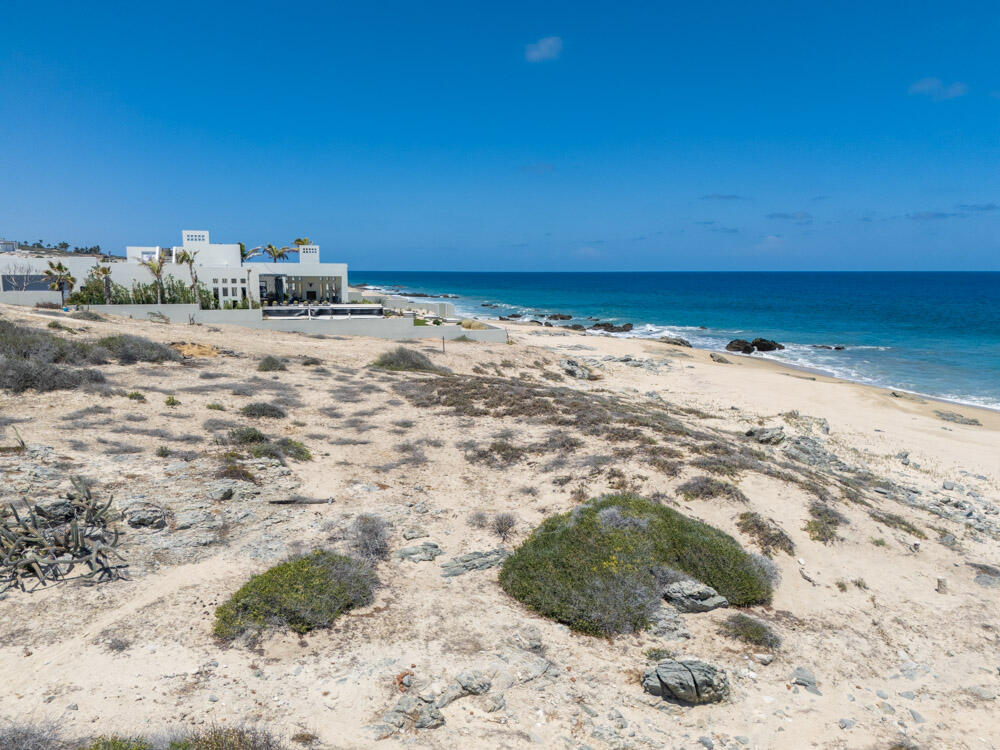 Costa de Oro Beachfront Lot108