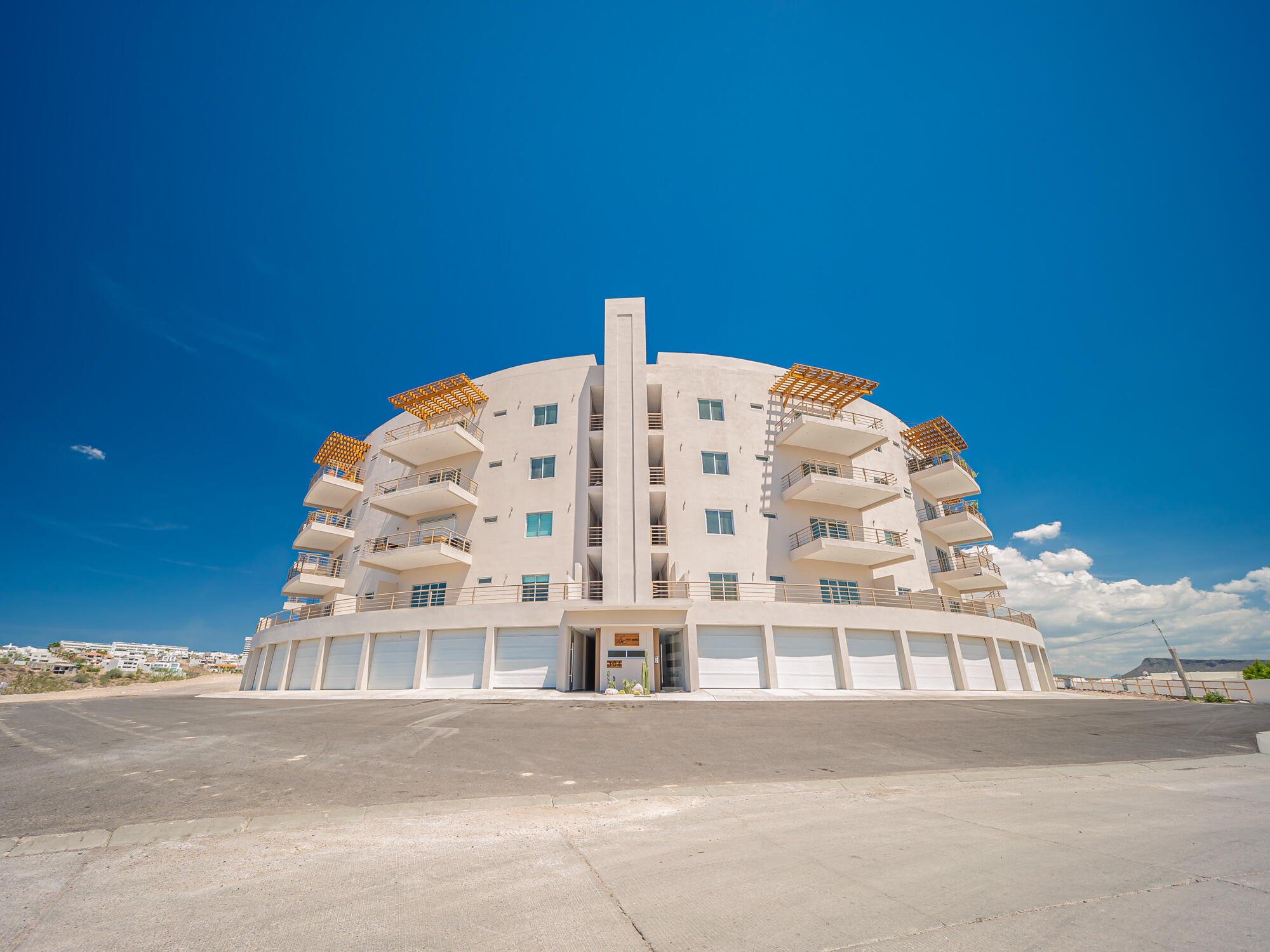 Vista Marina 301