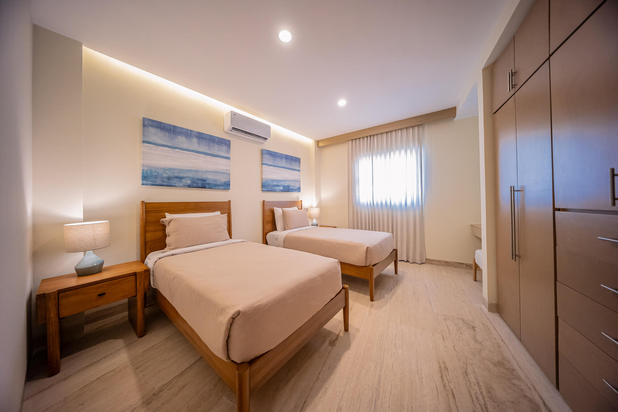 Vista Marina 301