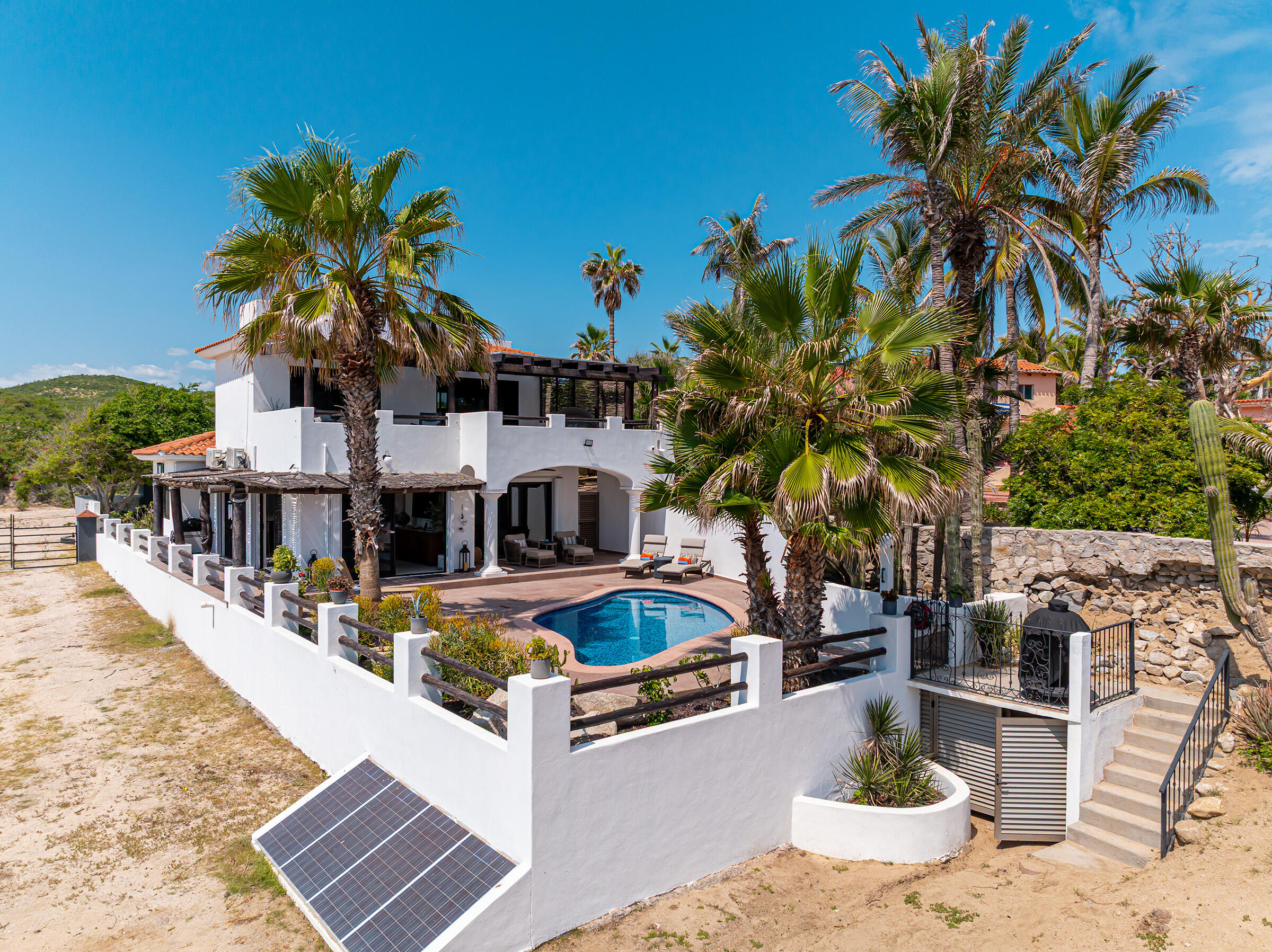 Camino Costero, Casa Portofino