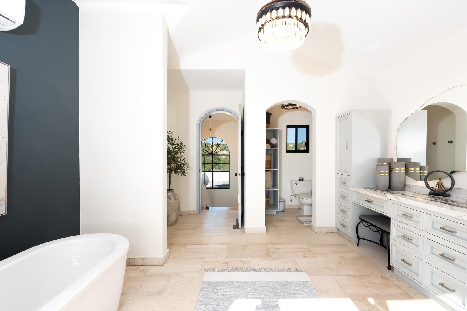 Camino Costero, Casa Portofino