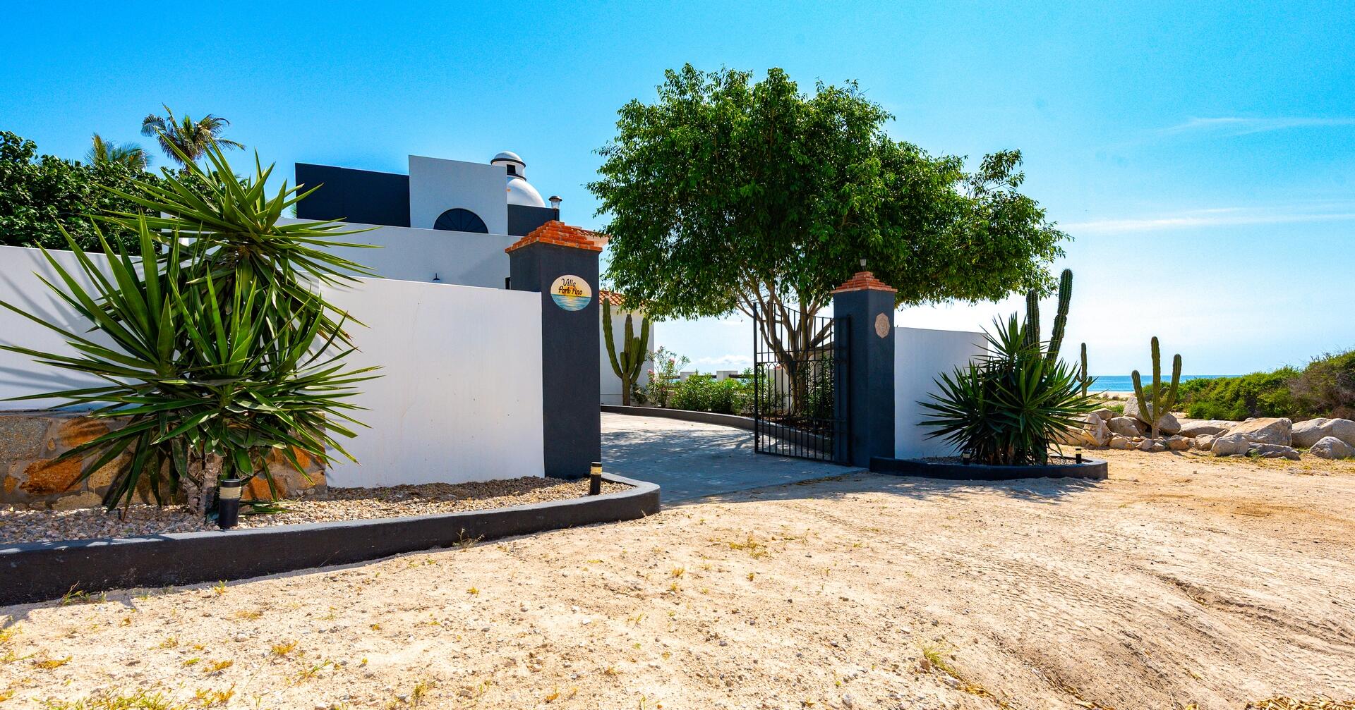 Camino Costero, Casa Portofino