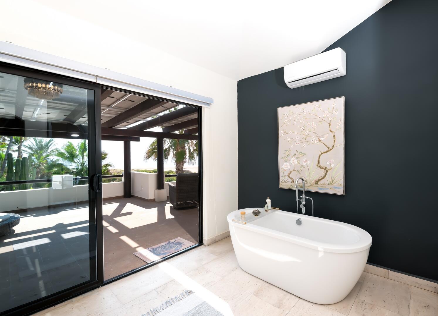 Camino Costero, Casa Portofino