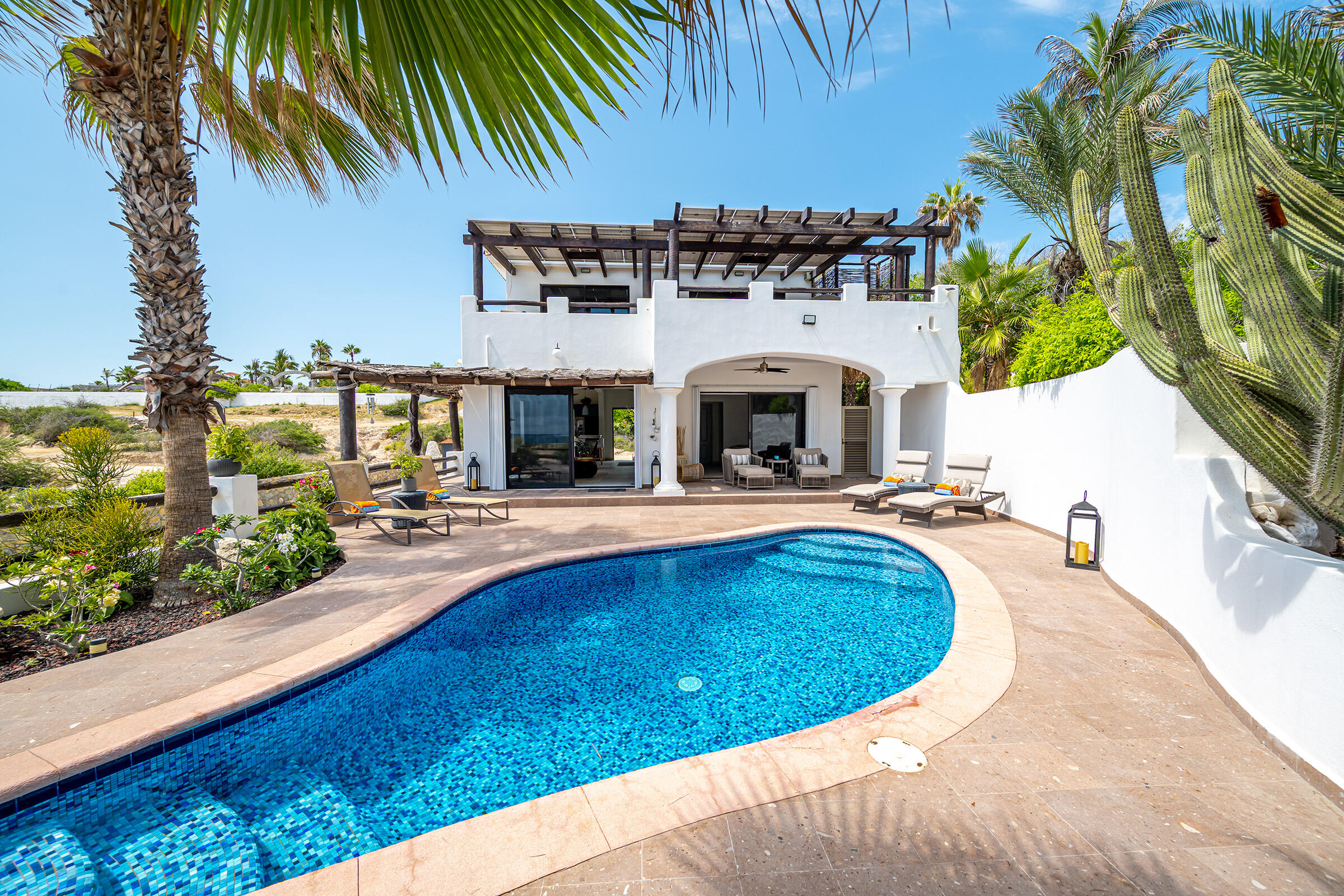 Camino Costero, Casa Portofino